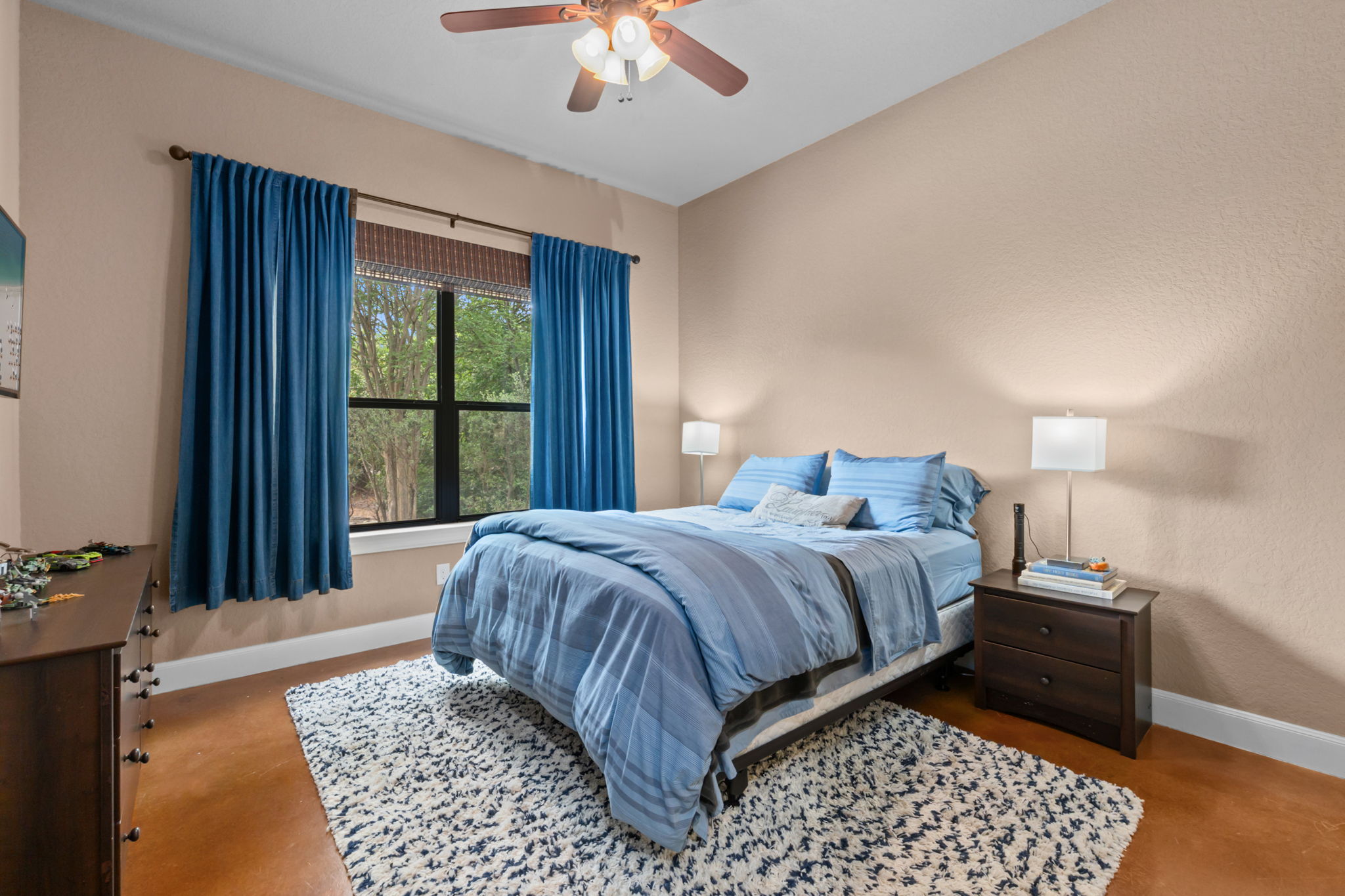  Private Hilltop Estate Overlooking Government Canyon - 物件實景