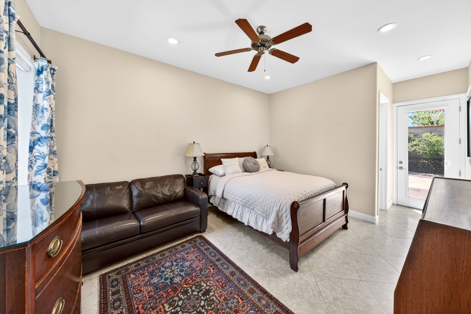  Mountain View home on Cul-de-Sac with Pool, Spa & Sport Court - 物件實景