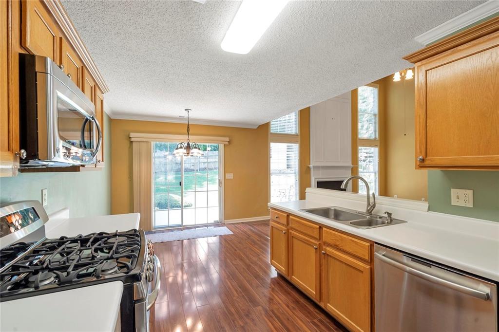 Alpharetta, Georgia, 30004, United States, 3 Bedrooms Bedrooms, ,3 BathroomsBathrooms,Residential,For Sale,1890070