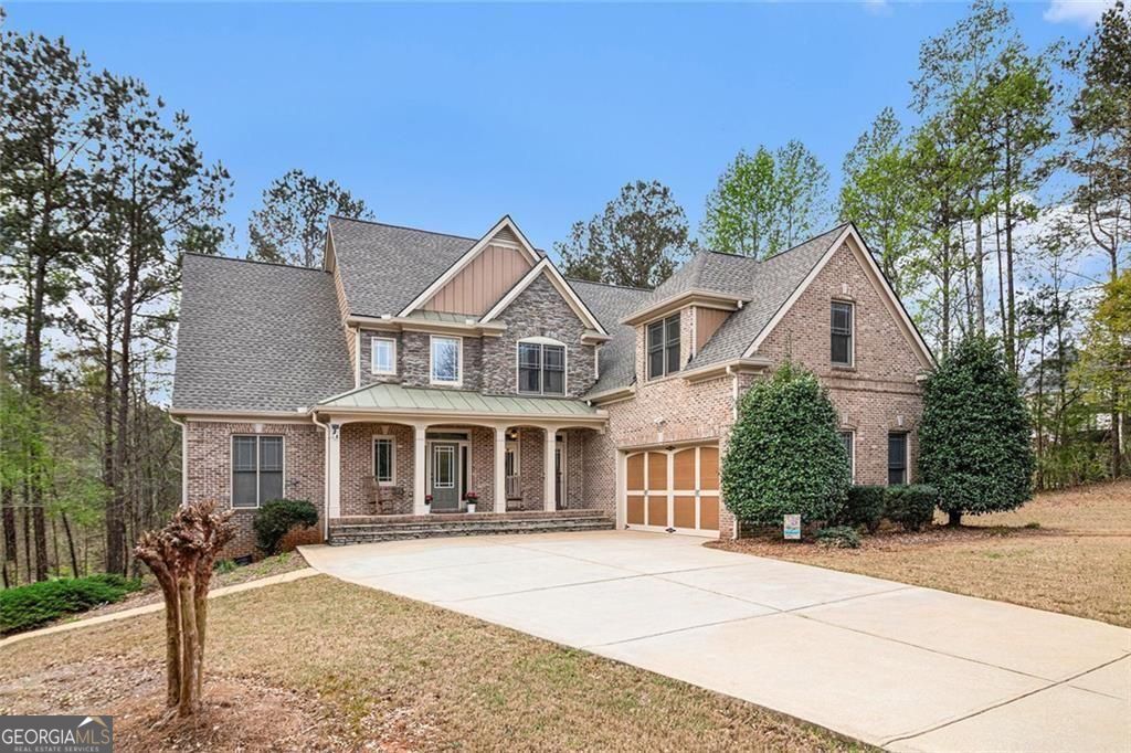Douglasville, Georgia, 30135, United States, 5 Bedrooms Bedrooms, ,4 BathroomsBathrooms,Residential,For Sale,1886853