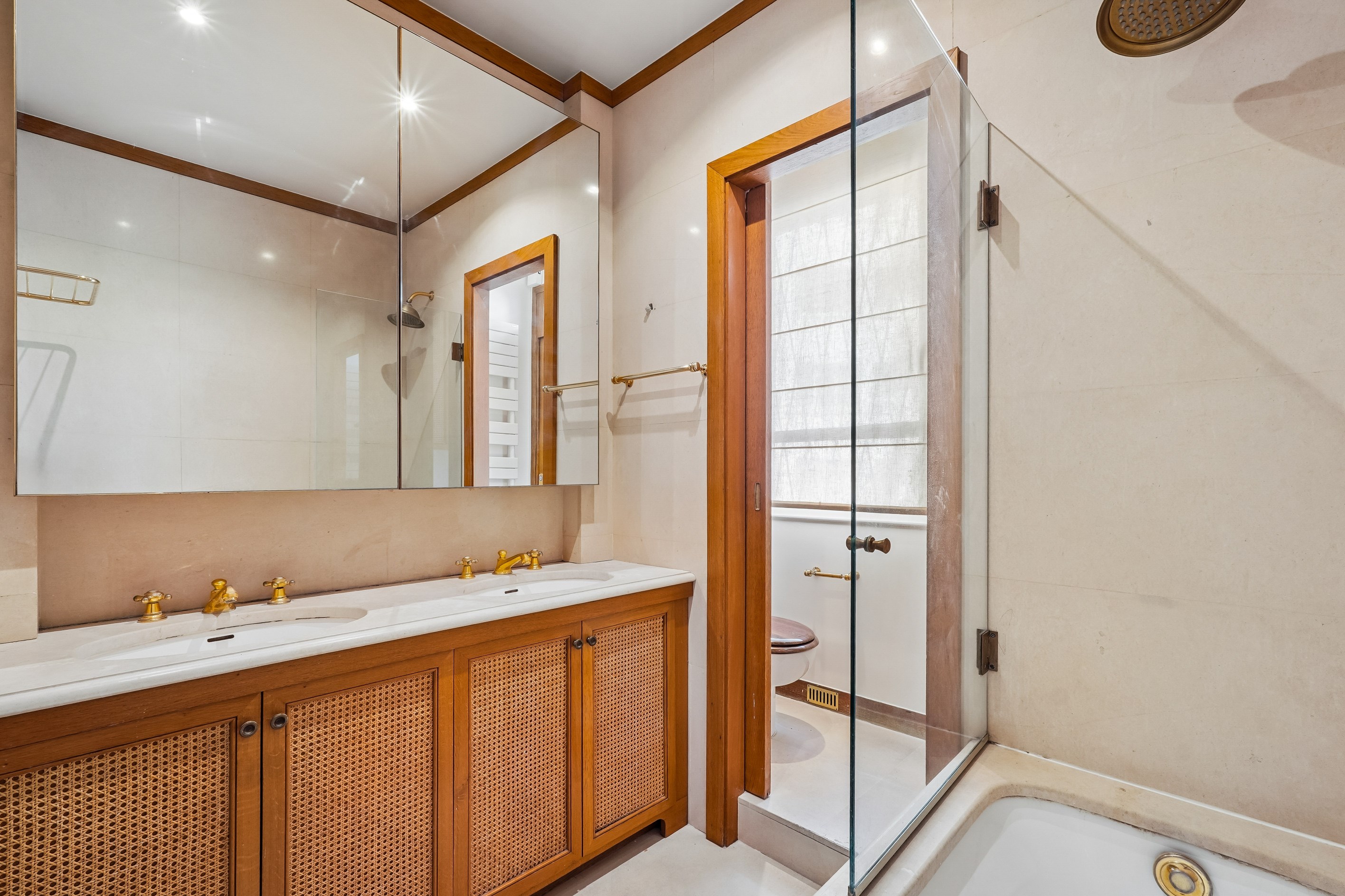  Avenue George V: 2 bedroom apartment to renovate - 物件實景