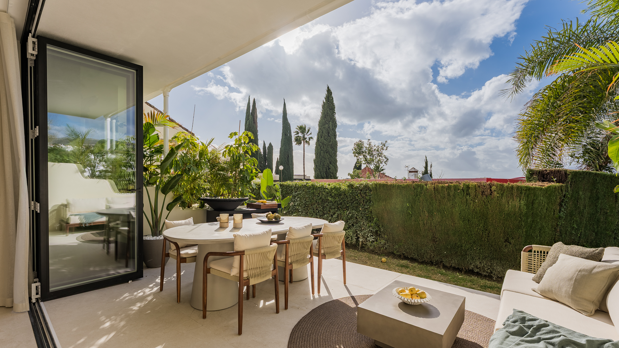  Contemporary Townhouse with Open Views in Aloha Golf, Marbella - 物件實景