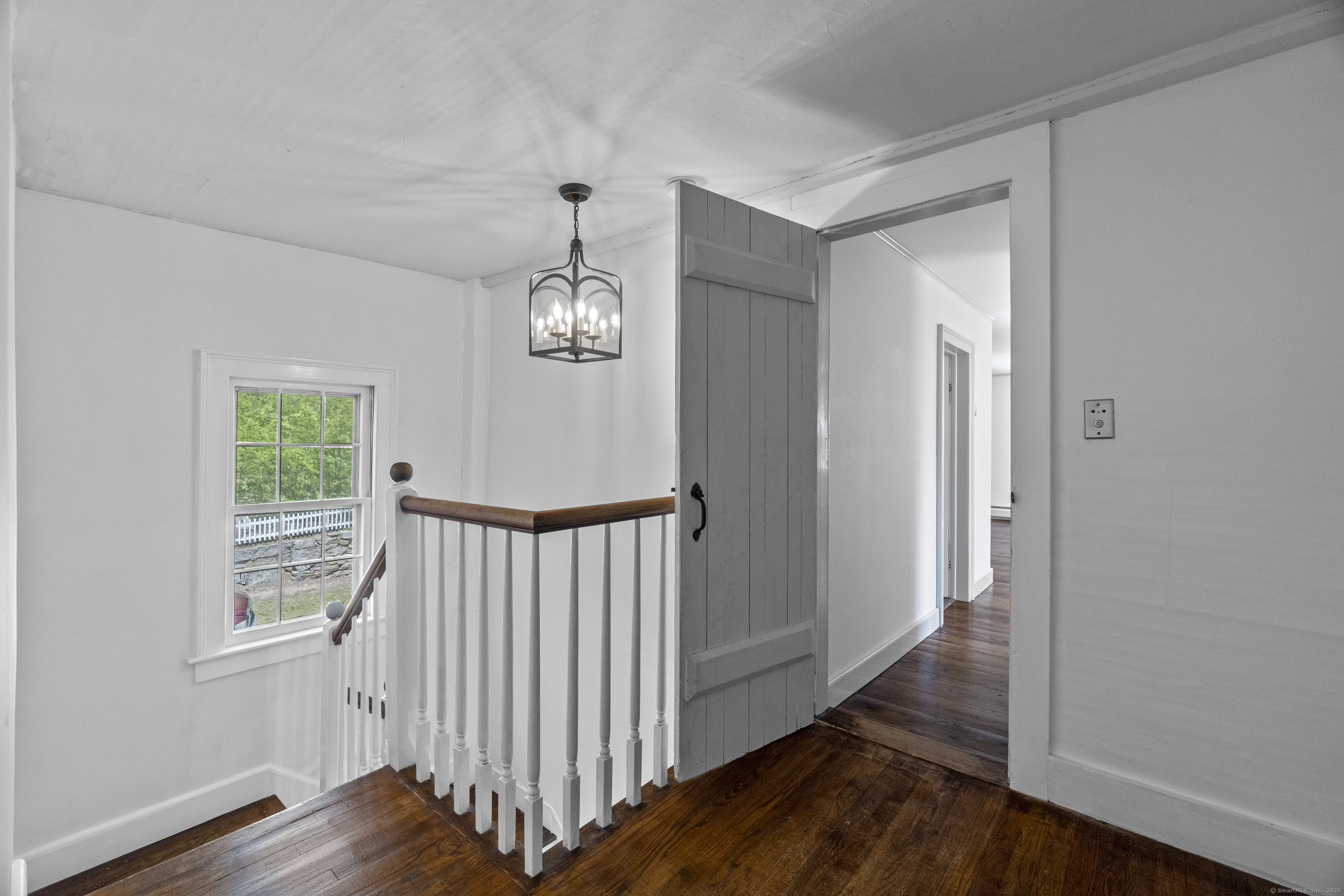 Woodbury, Connecticut, 06798, United States, 4 Bedrooms Bedrooms, ,3 BathroomsBathrooms,Residential,For Sale,1890023
