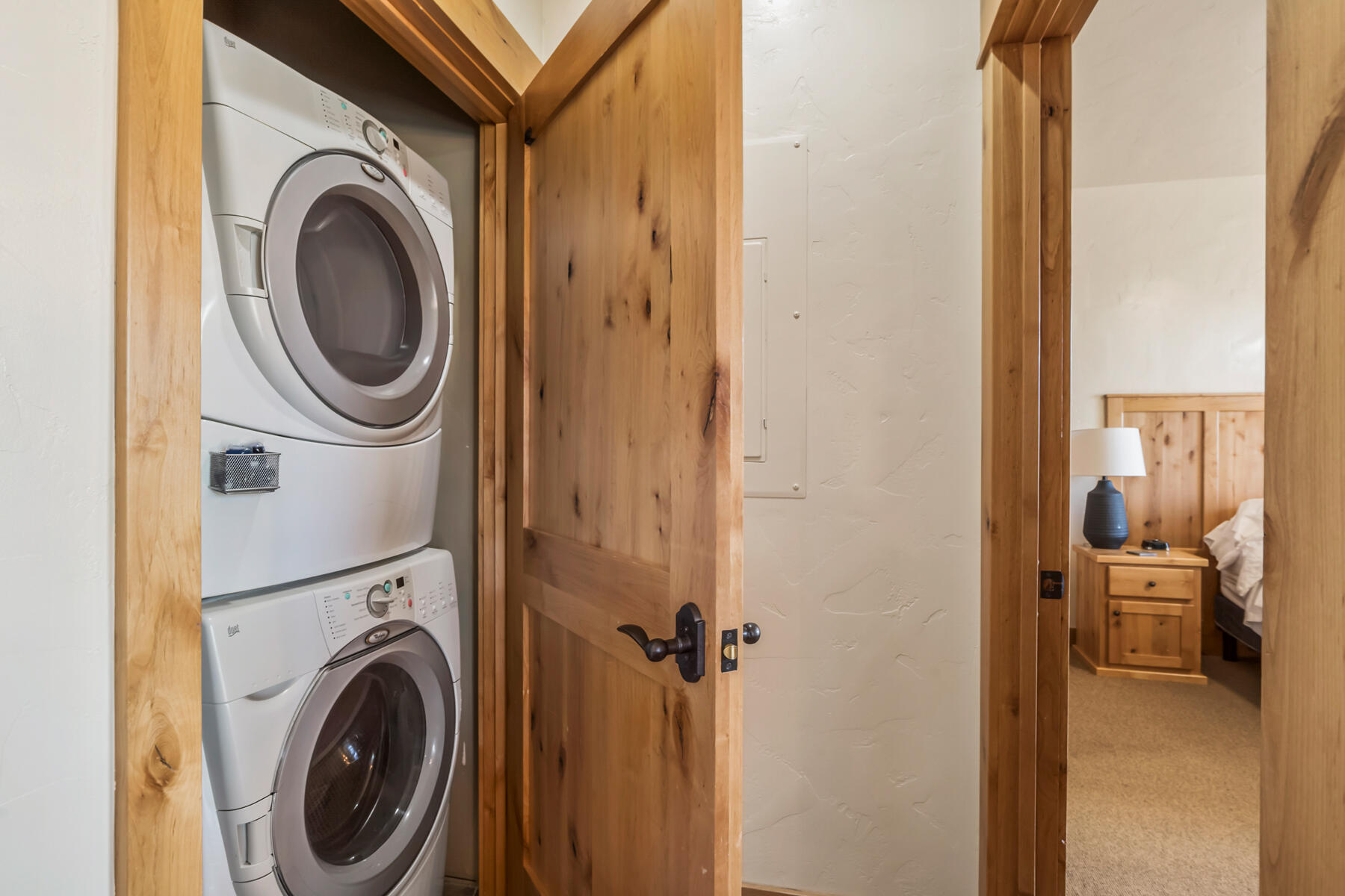 Powell Butte, Oregon, 97753, United States, 3 Bedrooms Bedrooms, ,4 BathroomsBathrooms,Residential,For Sale,1917768