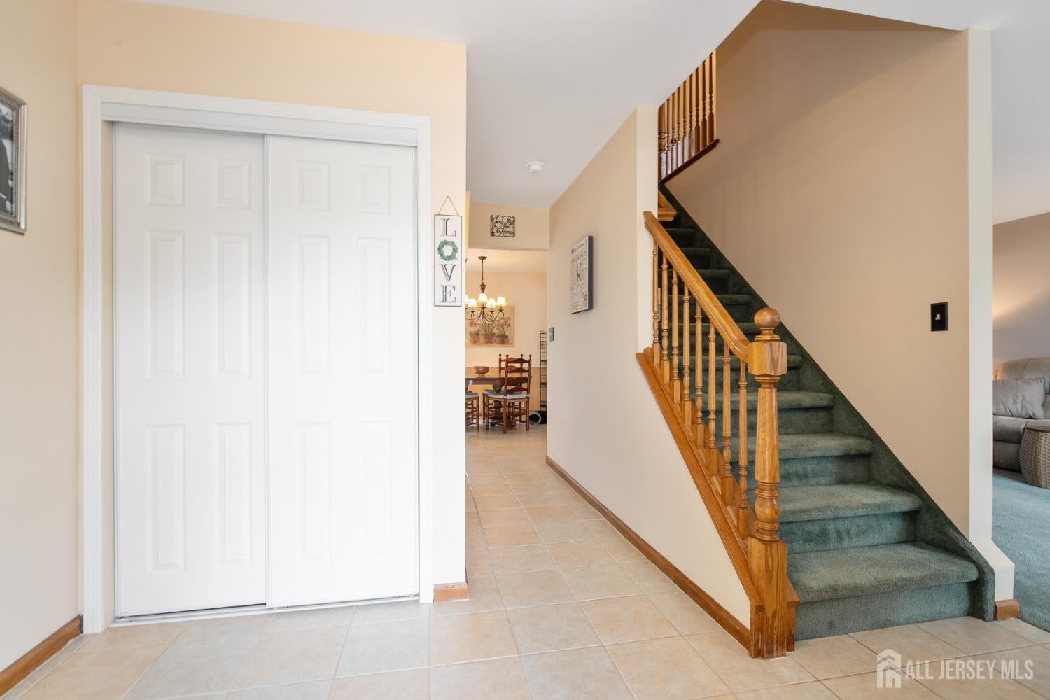 Piscataway, New Jersey, 08854, United States, 4 Bedrooms Bedrooms, ,3 BathroomsBathrooms,Residential,For Sale,1979846