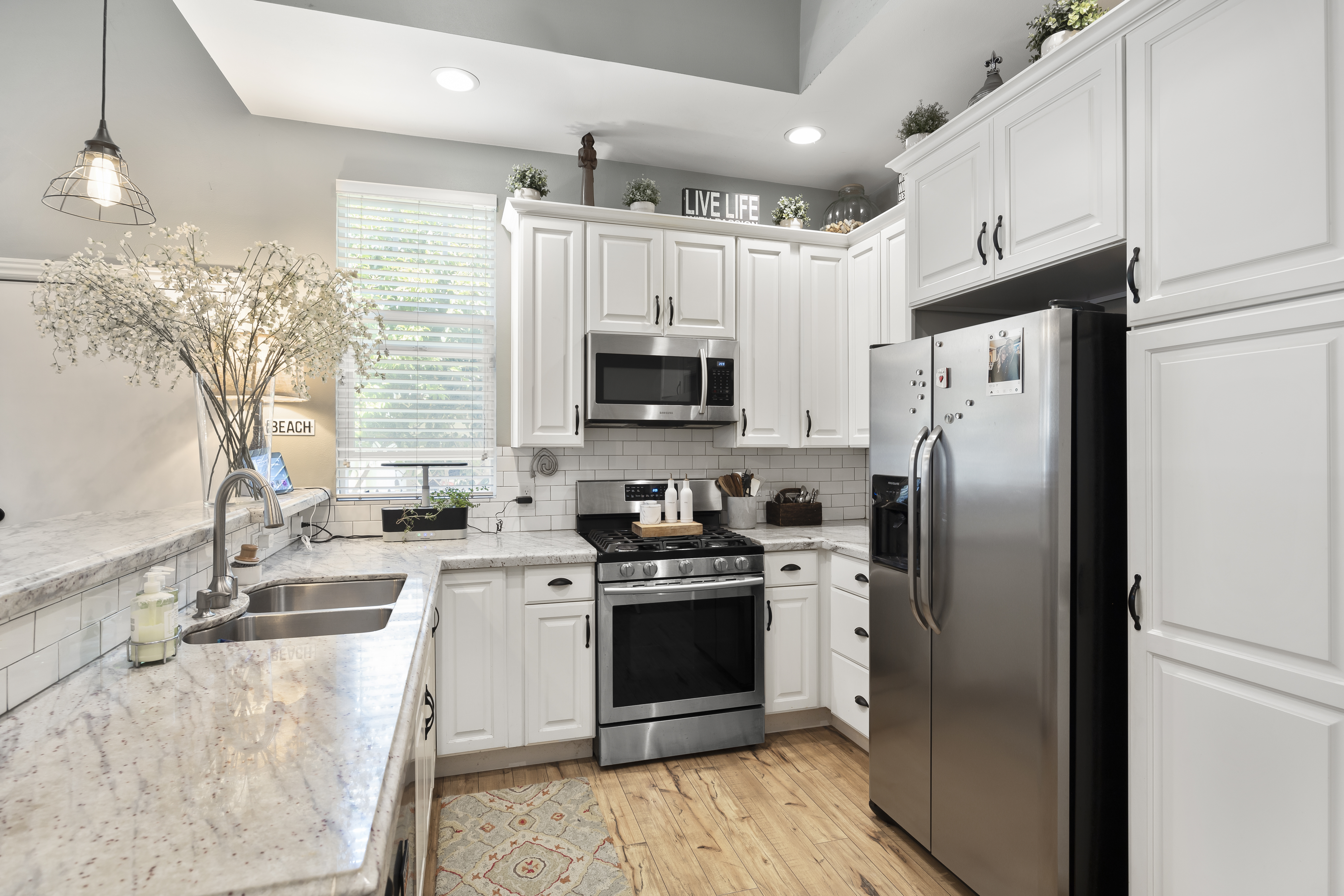  168 South Palm Street, Ventura, CA 93001 - 物件實景