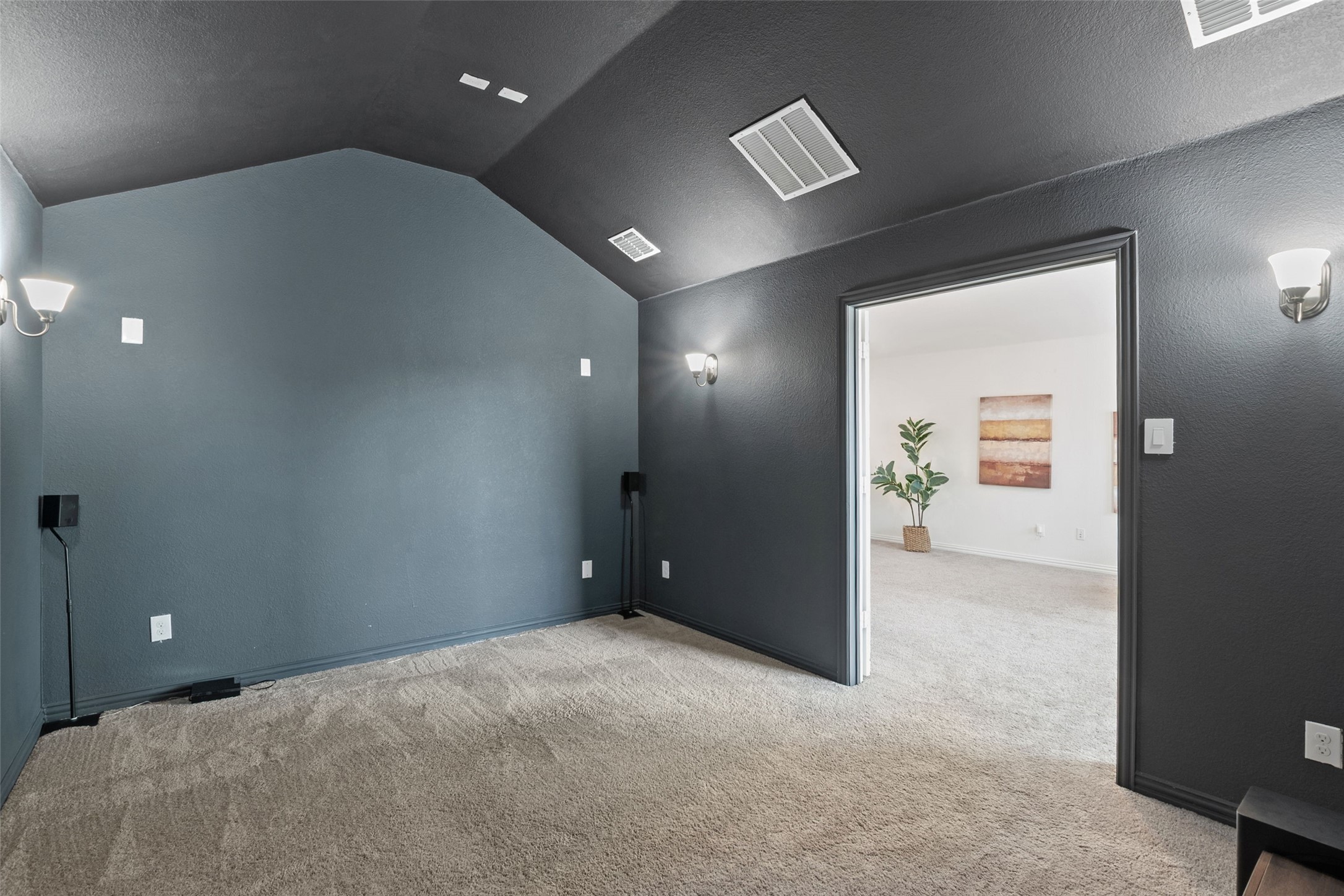 Little Elm, Texas, 75068, United States, 4 Bedrooms Bedrooms, ,4 BathroomsBathrooms,Residential,For Sale,1990975