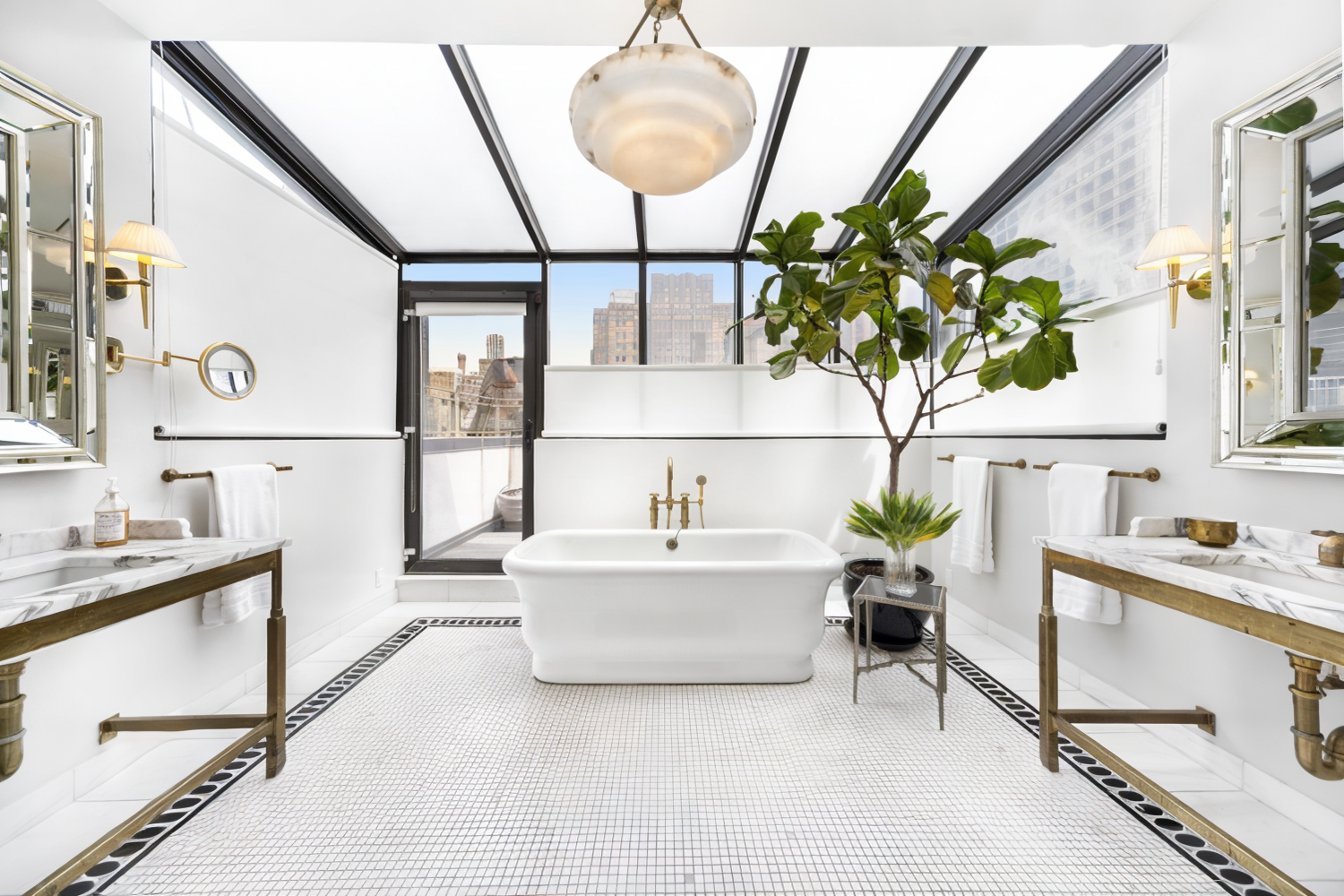 New York City, New York, 10016, United States, 3 Bedrooms Bedrooms, ,6 BathroomsBathrooms,Residential,For Sale,1821440