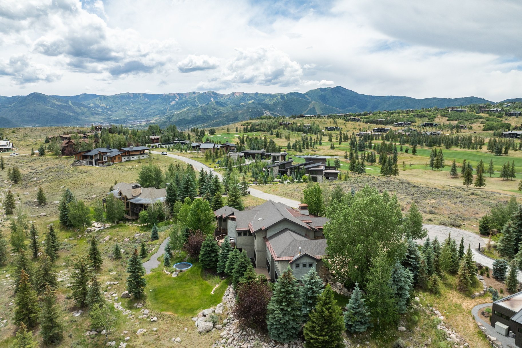  Spacious Glenwild Home with Resort Views, Private Guest Suite and Expansive Yard - 物件實景