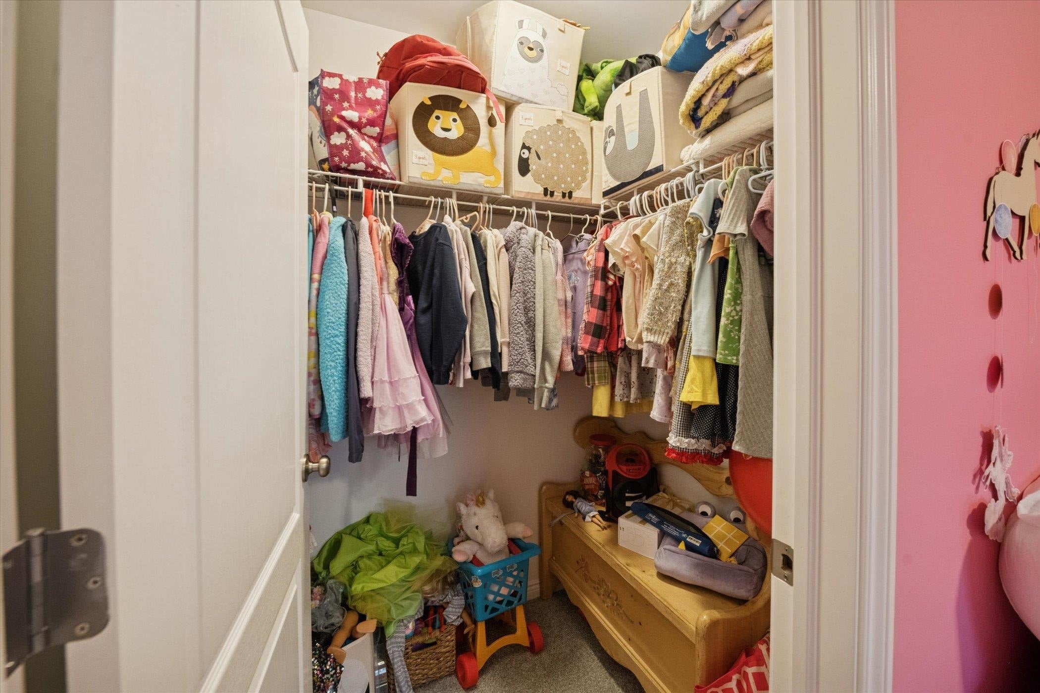 Ortonville, Michigan, 48462, United States, 5 Bedrooms Bedrooms, ,3 BathroomsBathrooms,Residential,For Sale,2008578