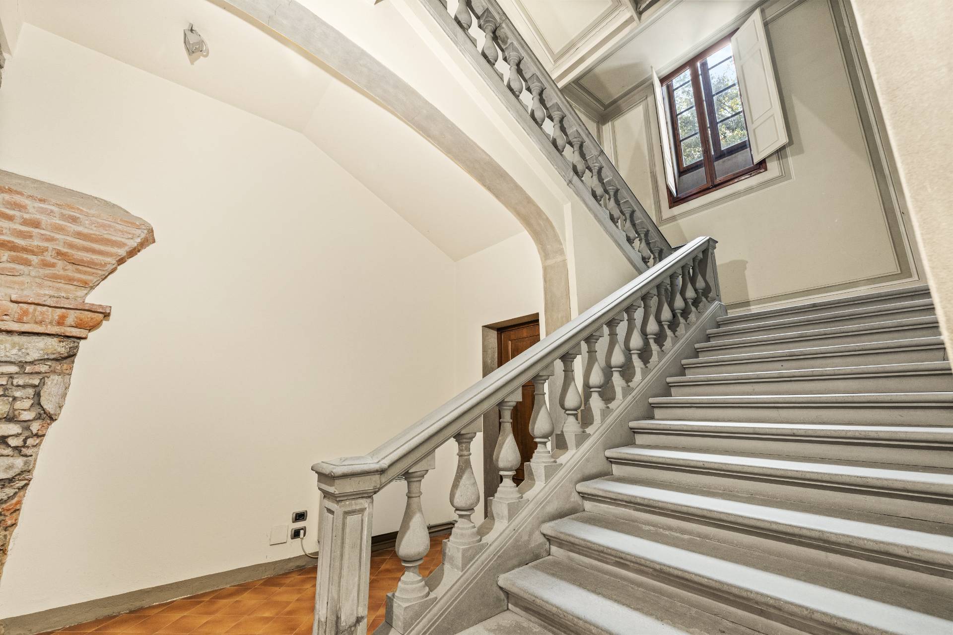 Reggello, Firenze, 50066, IT, 16 Bedrooms Bedrooms, ,15 BathroomsBathrooms,Residential,For Sale,1990362