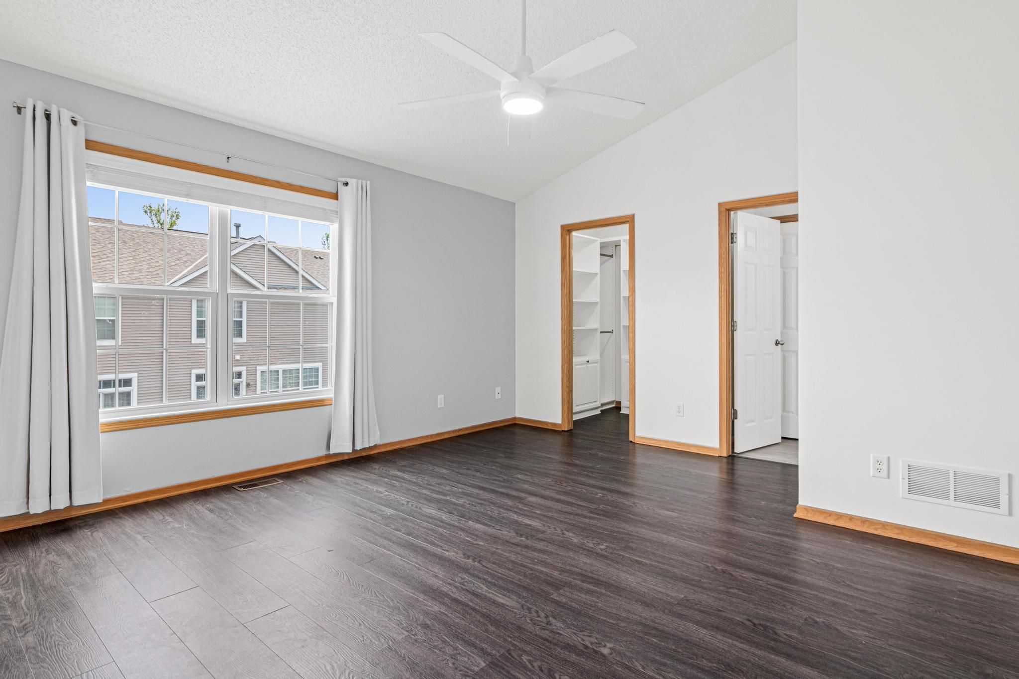  Beautifully Updated Living Near Downtown Robbinsdale - 物件實景