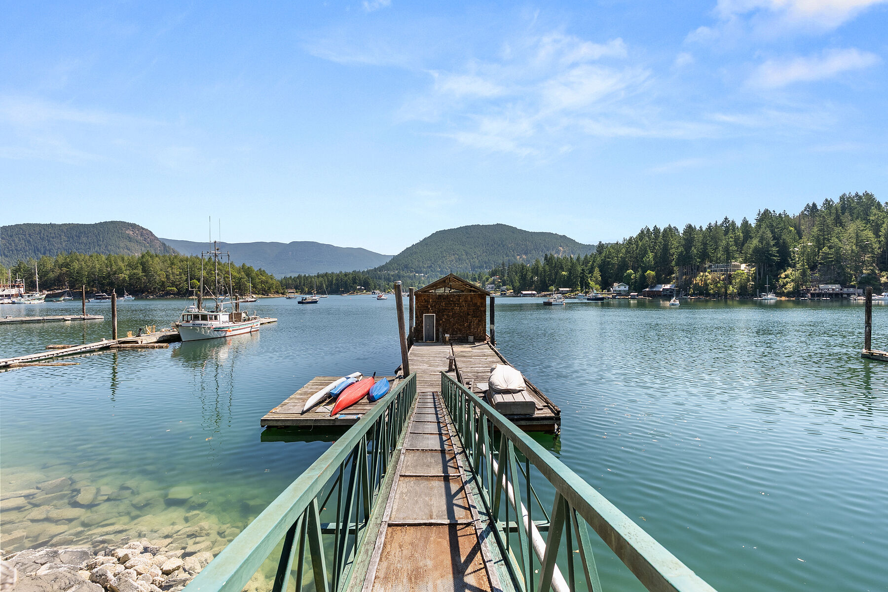  Pender Harbour Waterfront Home - 物件實景