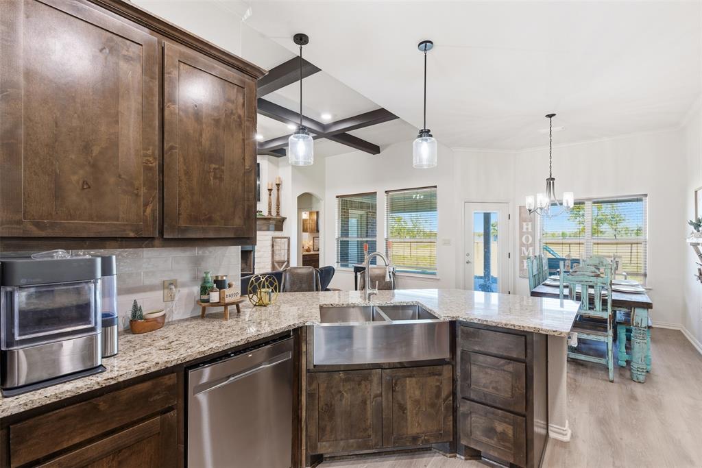 Grandview, Texas, 76050, United States, 4 Bedrooms Bedrooms, ,3 BathroomsBathrooms,Residential,For Sale,1991534