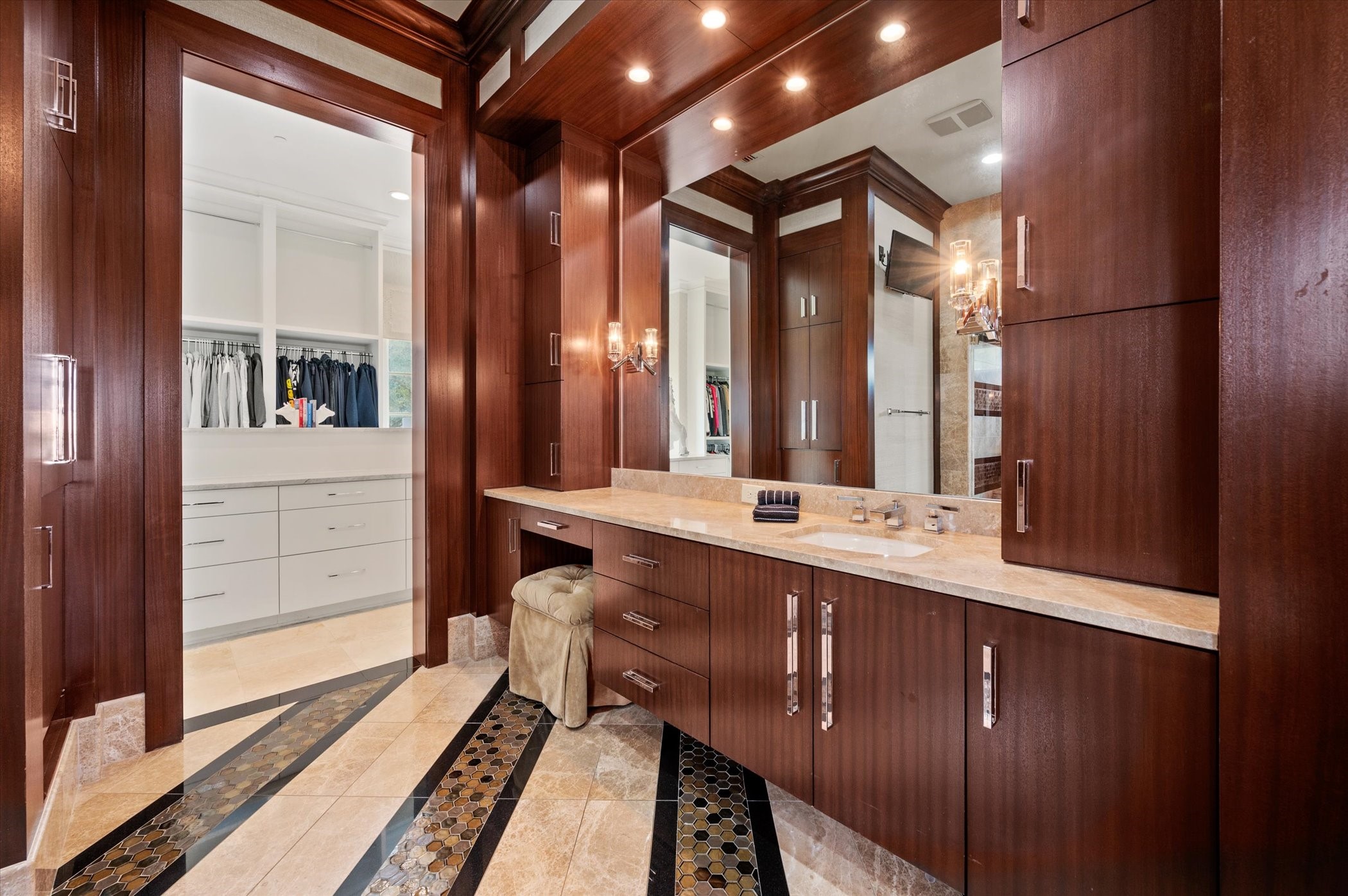 940 W Dove Road, Southlake, Texas, 76092, United States, 8 Bedrooms Bedrooms, ,13 BathroomsBathrooms,Residential,For Sale,940 W Dove Road,1640113