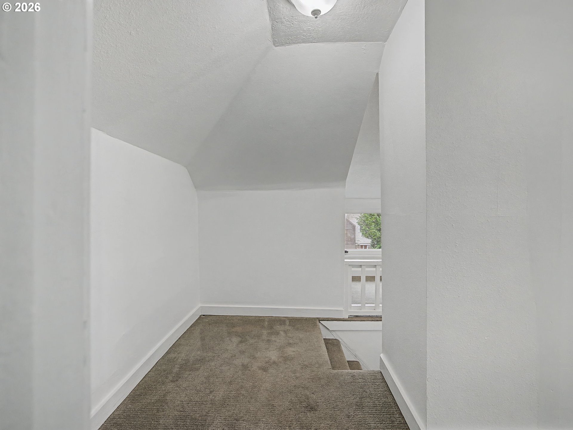 Portland, Oregon, 97212, United States, 5 Bedrooms Bedrooms, ,3 BathroomsBathrooms,Residential,For Sale,2043589