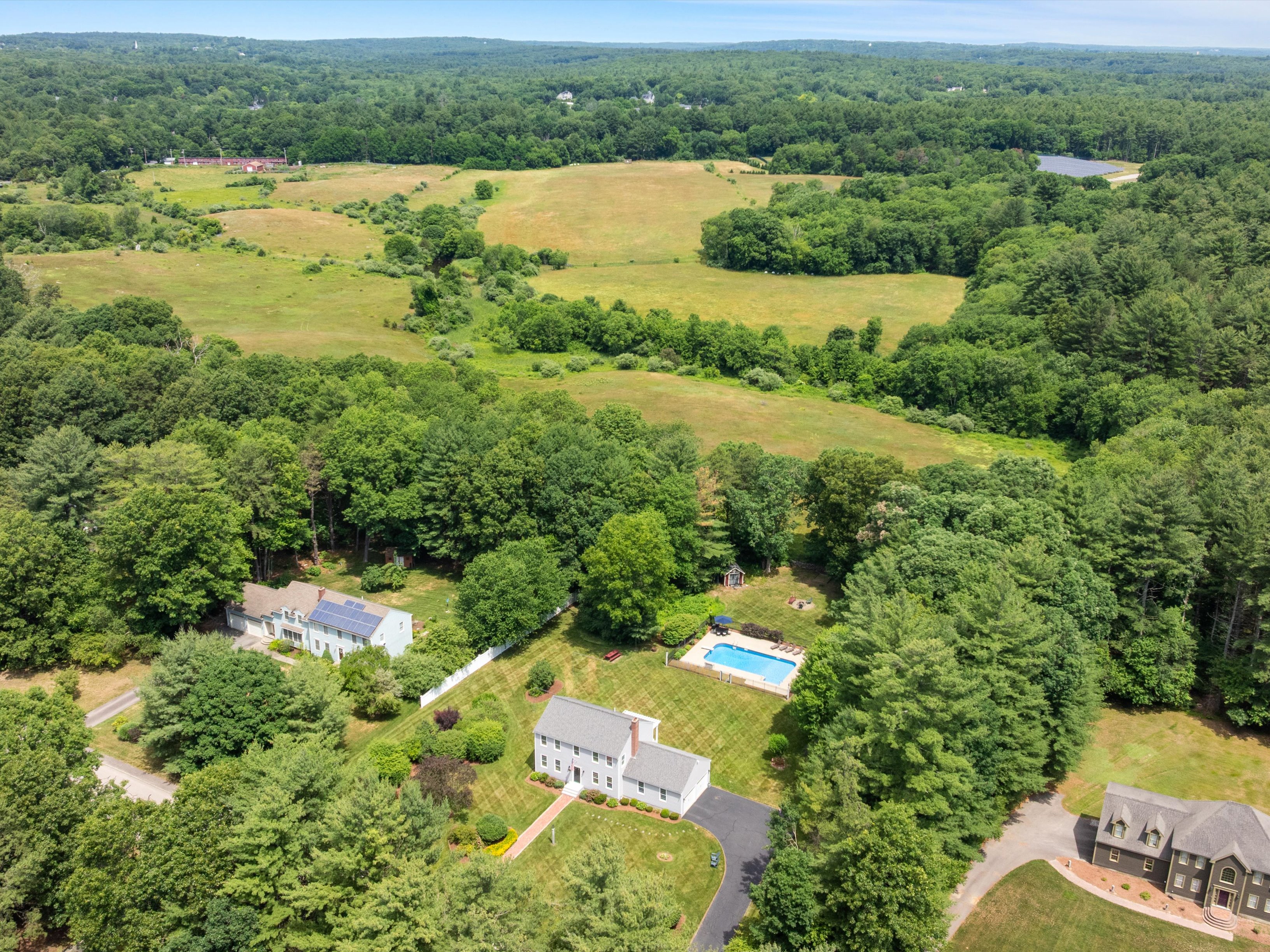  16 King Philip Path, Mendon, MA 01756 - 物件實景