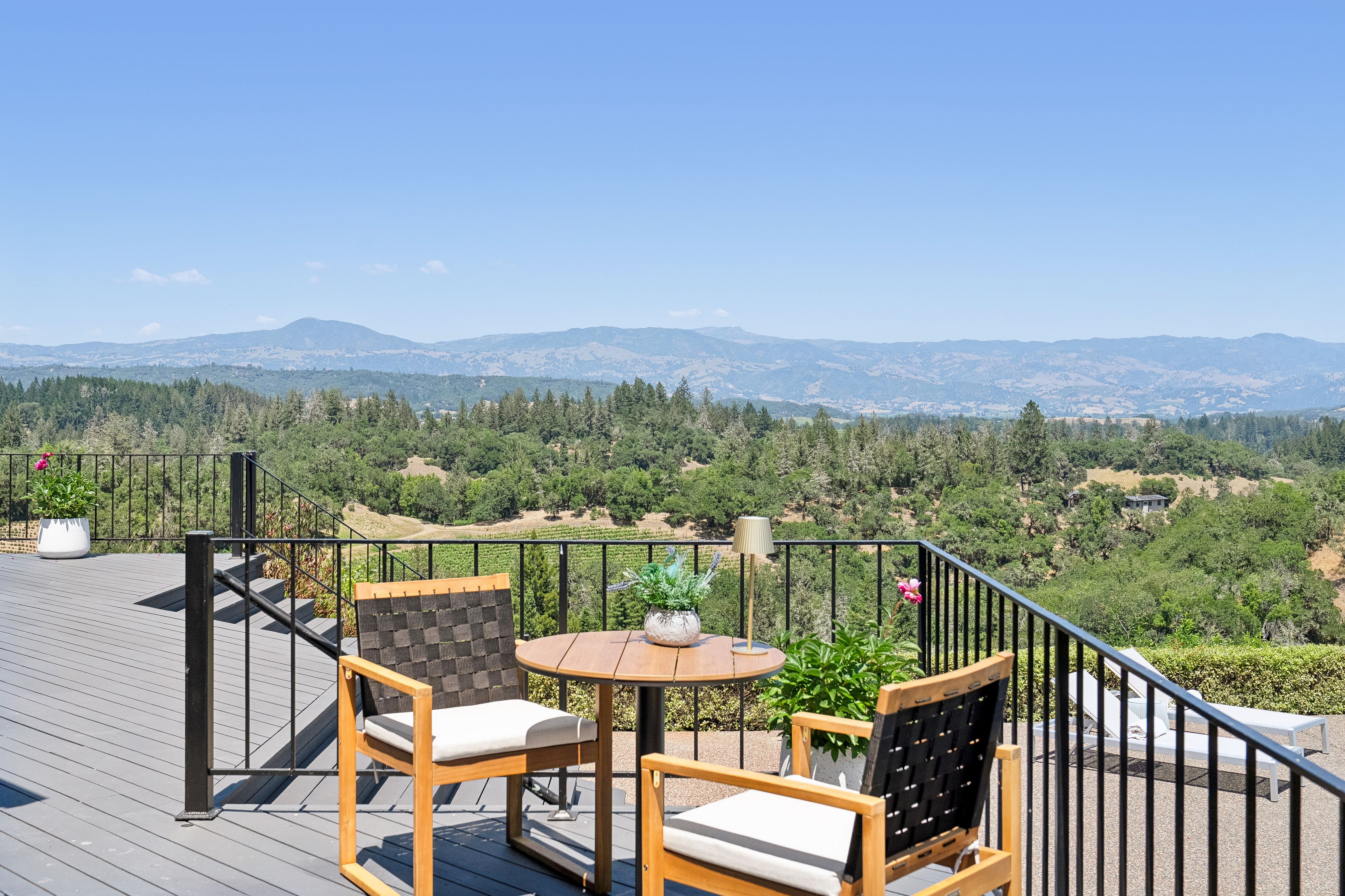  2355 West Dry Creek Road, Healdsburg, CA 95448 - 物件實景