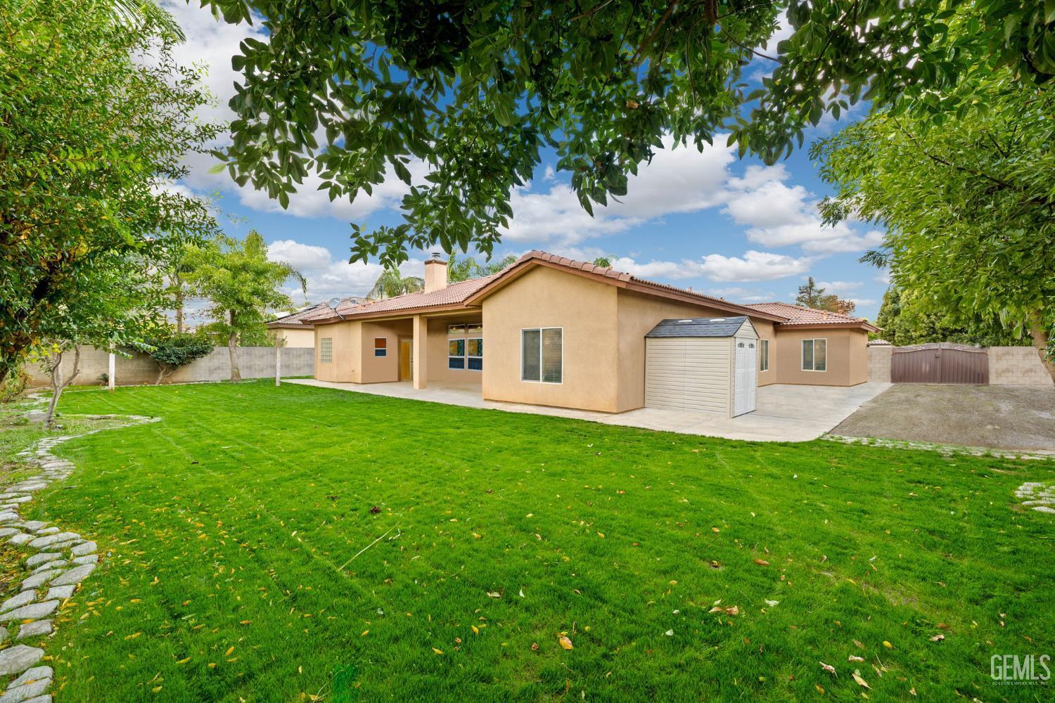 Bakersfield, California, 93312, United States, 4 Bedrooms Bedrooms, ,3 BathroomsBathrooms,Residential,For Sale,1992986