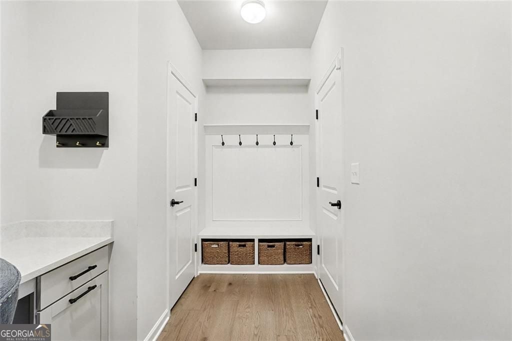 Auburn, Georgia, 30011, United States, 5 Bedrooms Bedrooms, ,4 BathroomsBathrooms,Residential,For Sale,2006605