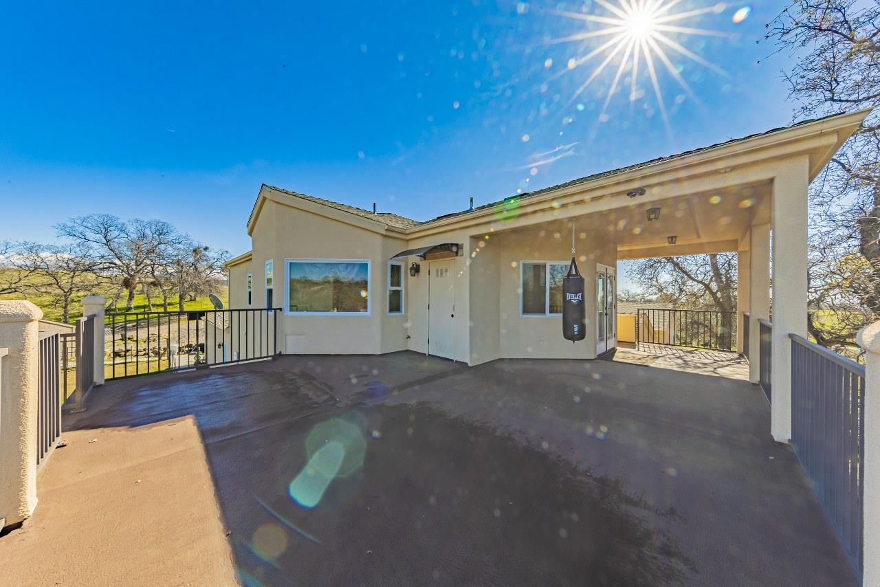 Raymond, California, 93653, United States, 5 Bedrooms Bedrooms, ,3 BathroomsBathrooms,Residential,For Sale,1996762