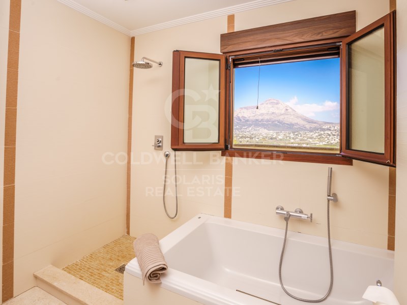 Alicante, J?vea / X?bia, Monta?ar-El Arenal Alican, Jávea / Xàbia, Comunidad Valenciana, ES, 4 Bedrooms Bedrooms, ,4 BathroomsBathrooms,Residential,For Sale,Alicante, J?vea / X?bia, Monta?ar-El Arenal Alican,1511138