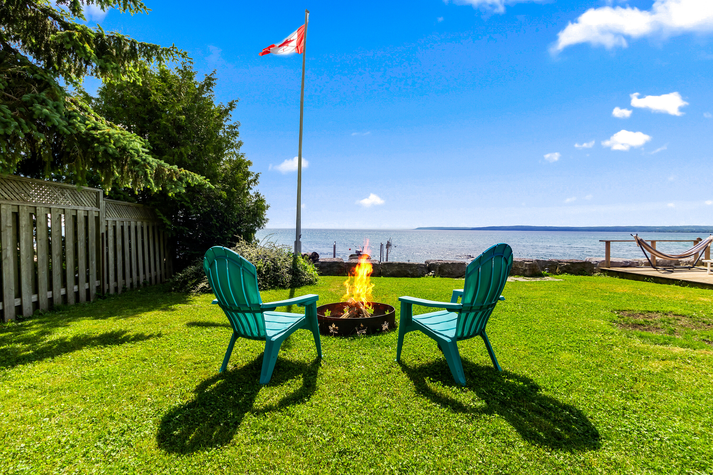 Year-Round Waterfront Cottage - 物件實景