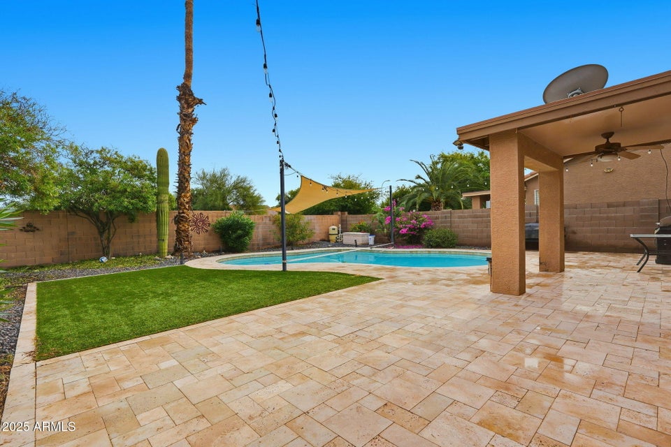 Phoenix, Arizona, 85048, United States, 4 Bedrooms Bedrooms, ,3 BathroomsBathrooms,Residential,For Sale,2009259