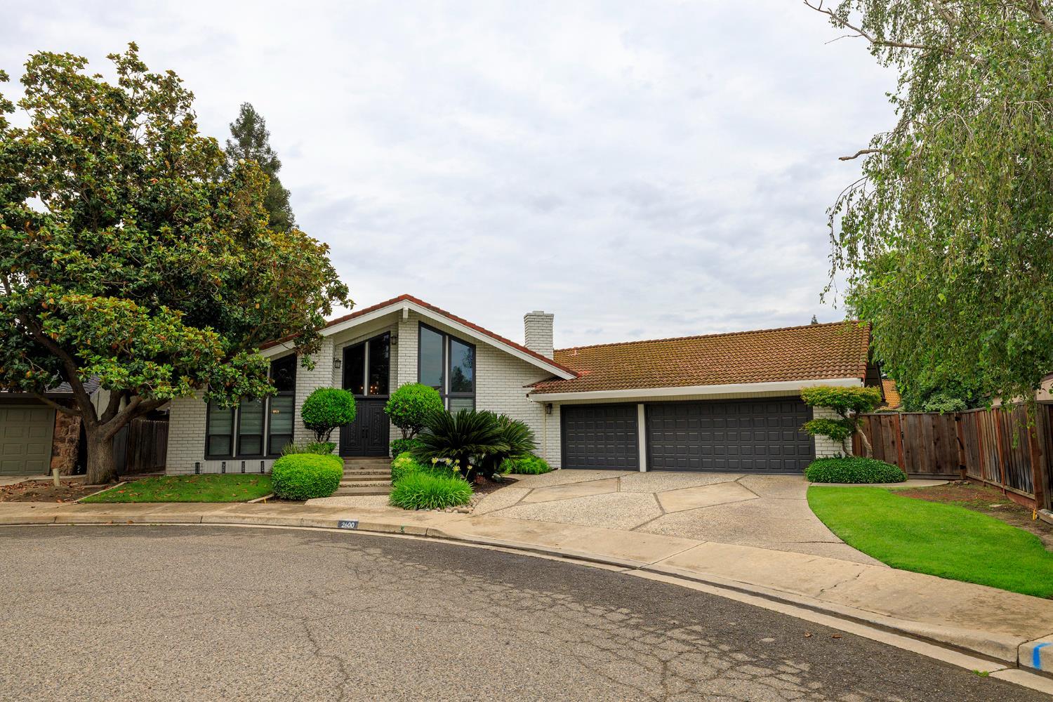 Turlock, California, 95382, United States, 4 Bedrooms Bedrooms, ,3 BathroomsBathrooms,Residential,For Sale,2049406