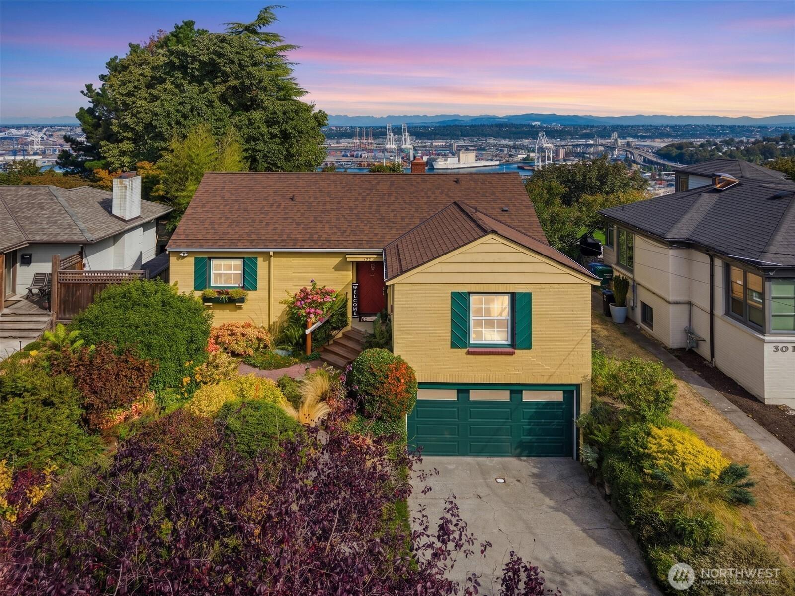 36th Ave, Seattle, WA 98126