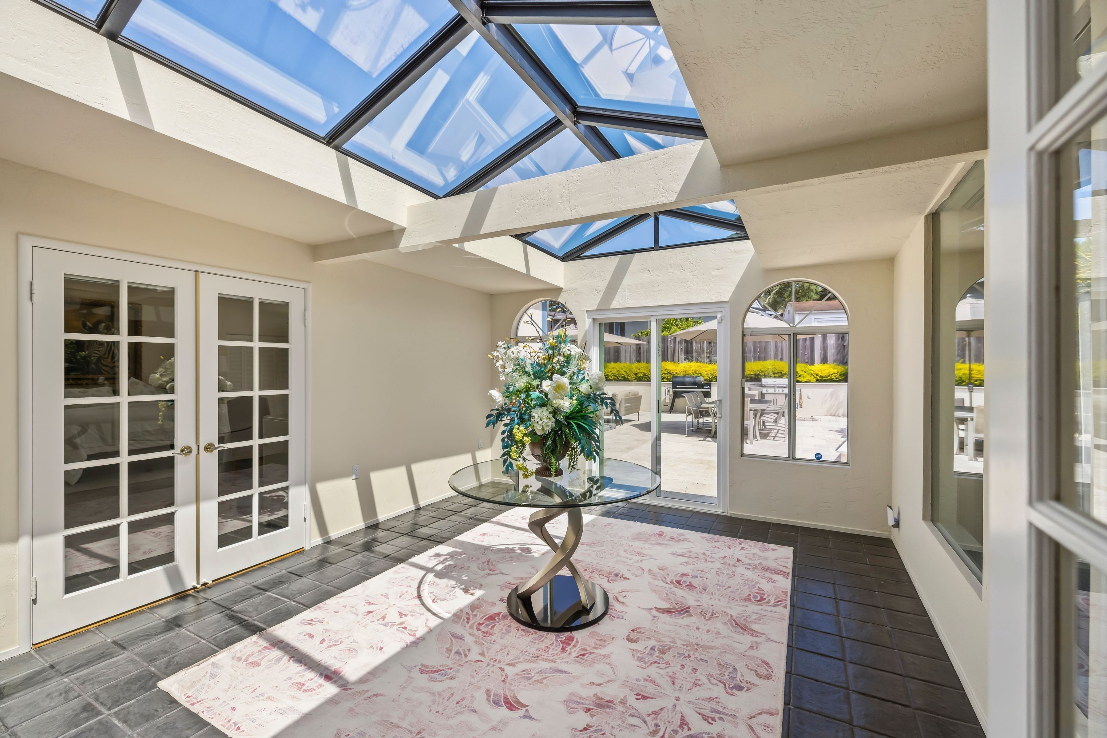  2110 Messina Place, Monterey - 物件實景