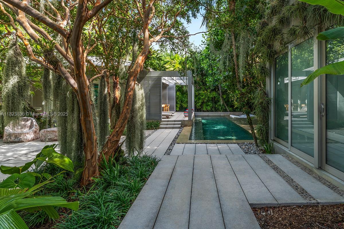Miami Beach, Florida, 33141, United States, 4 Bedrooms Bedrooms, ,6 BathroomsBathrooms,Residential,For Sale,1862454
