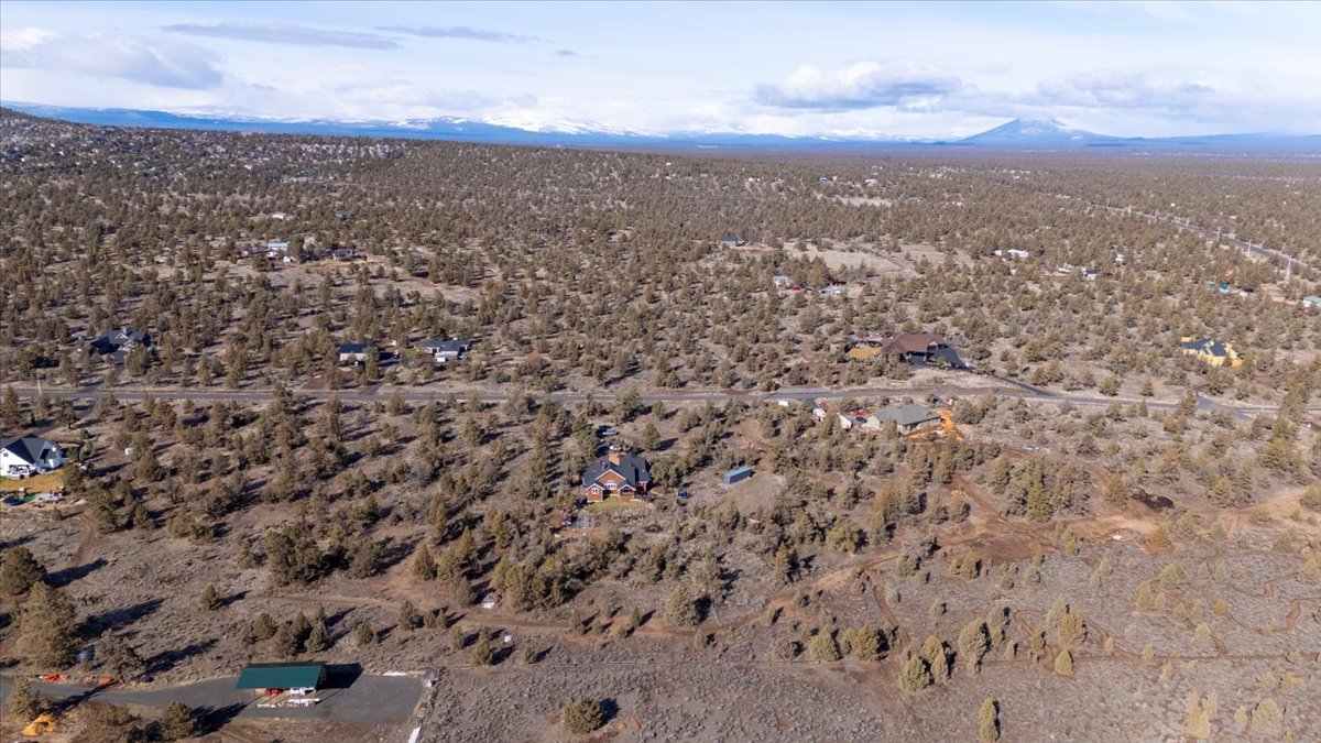 Redmond, Oregon, 97756, United States, 3 Bedrooms Bedrooms, ,3 BathroomsBathrooms,Residential,For Sale,1743690