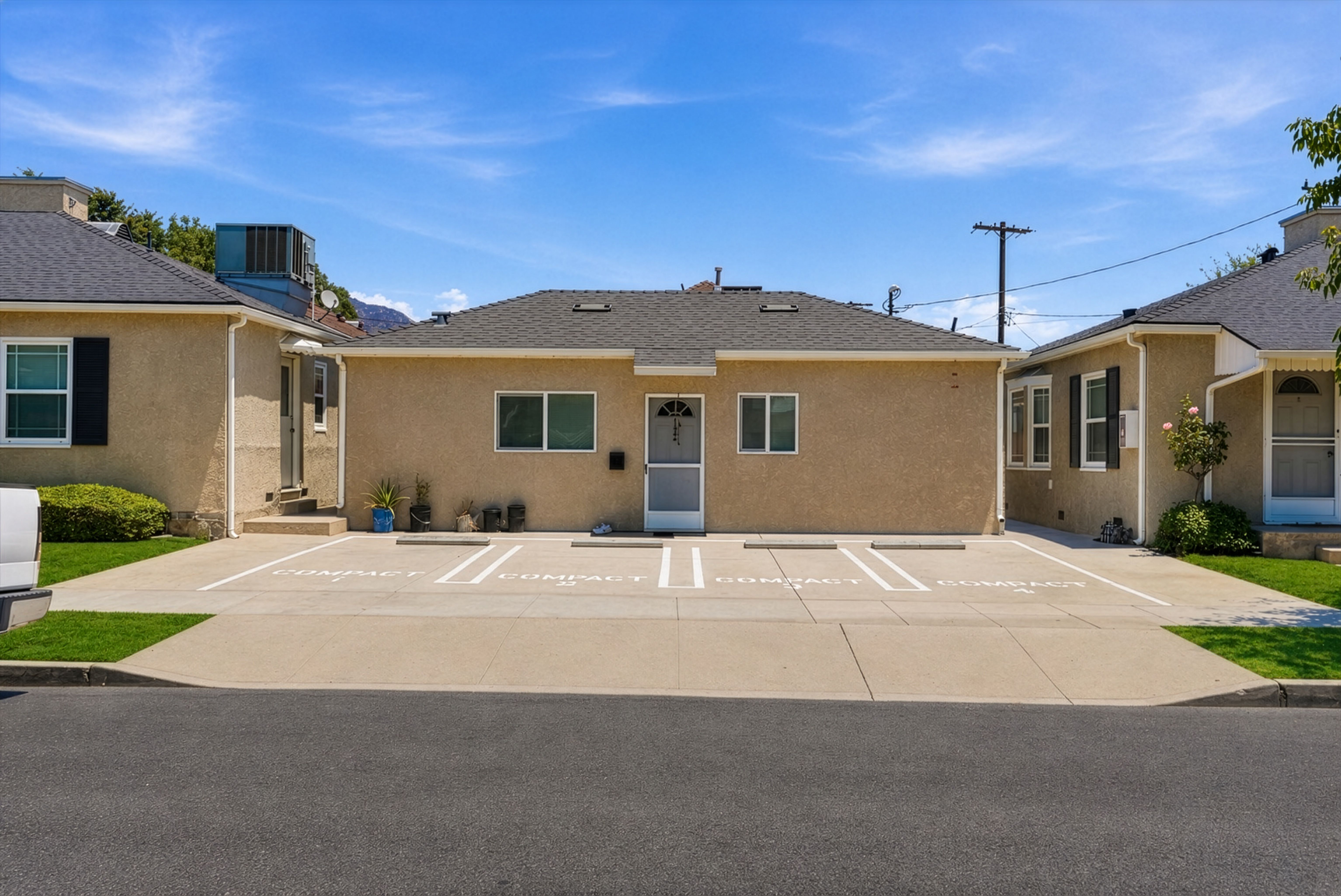  1004 West Clark Avenue, Burbank, CA 91506 - 物件實景