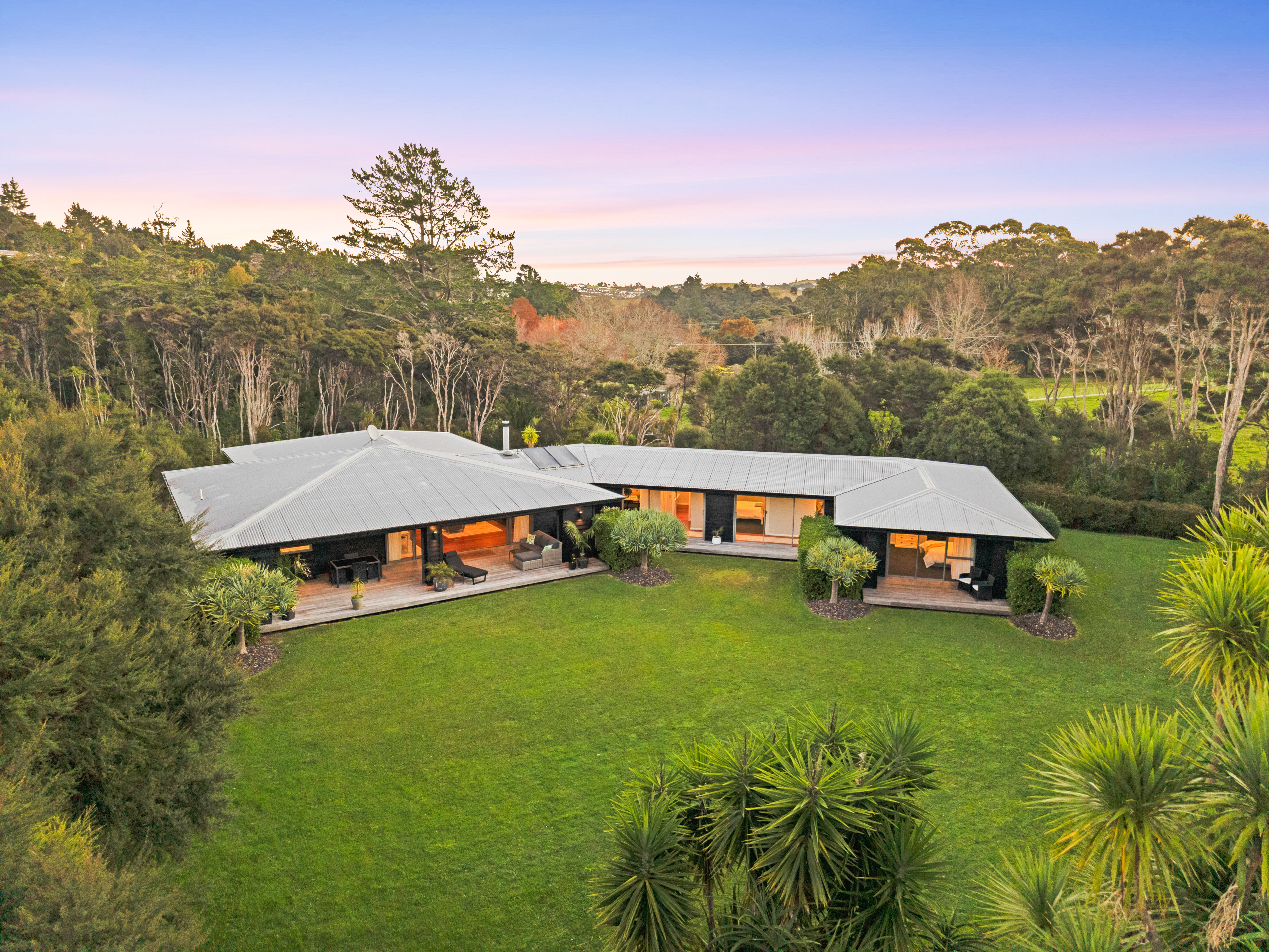 875 Hibiscus Coast Highway, Waiwera - 物件實景