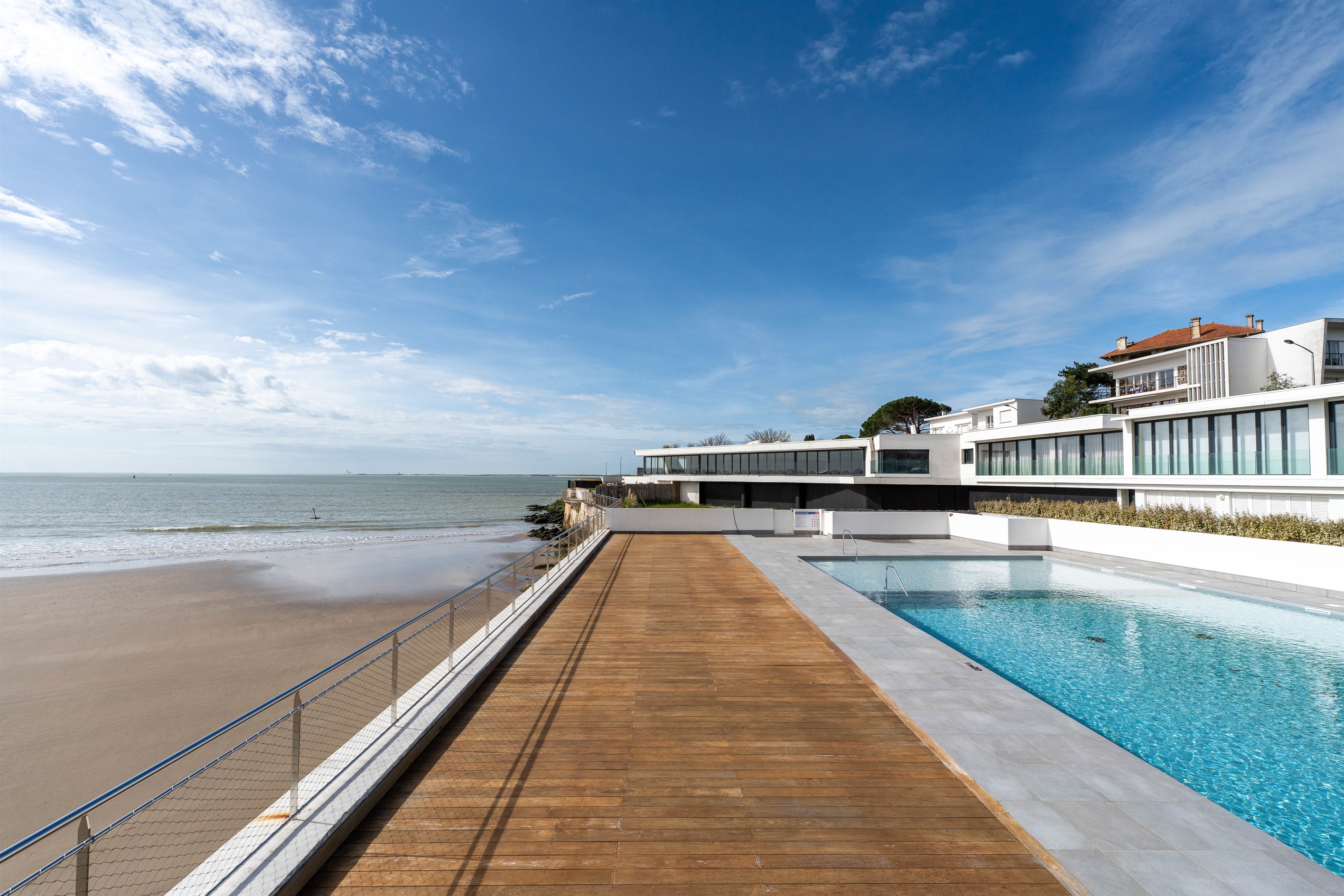  SUPERB APARTMENT WITH LARGE TERRACE AND SEA VIEW ROYAN - 物件實景