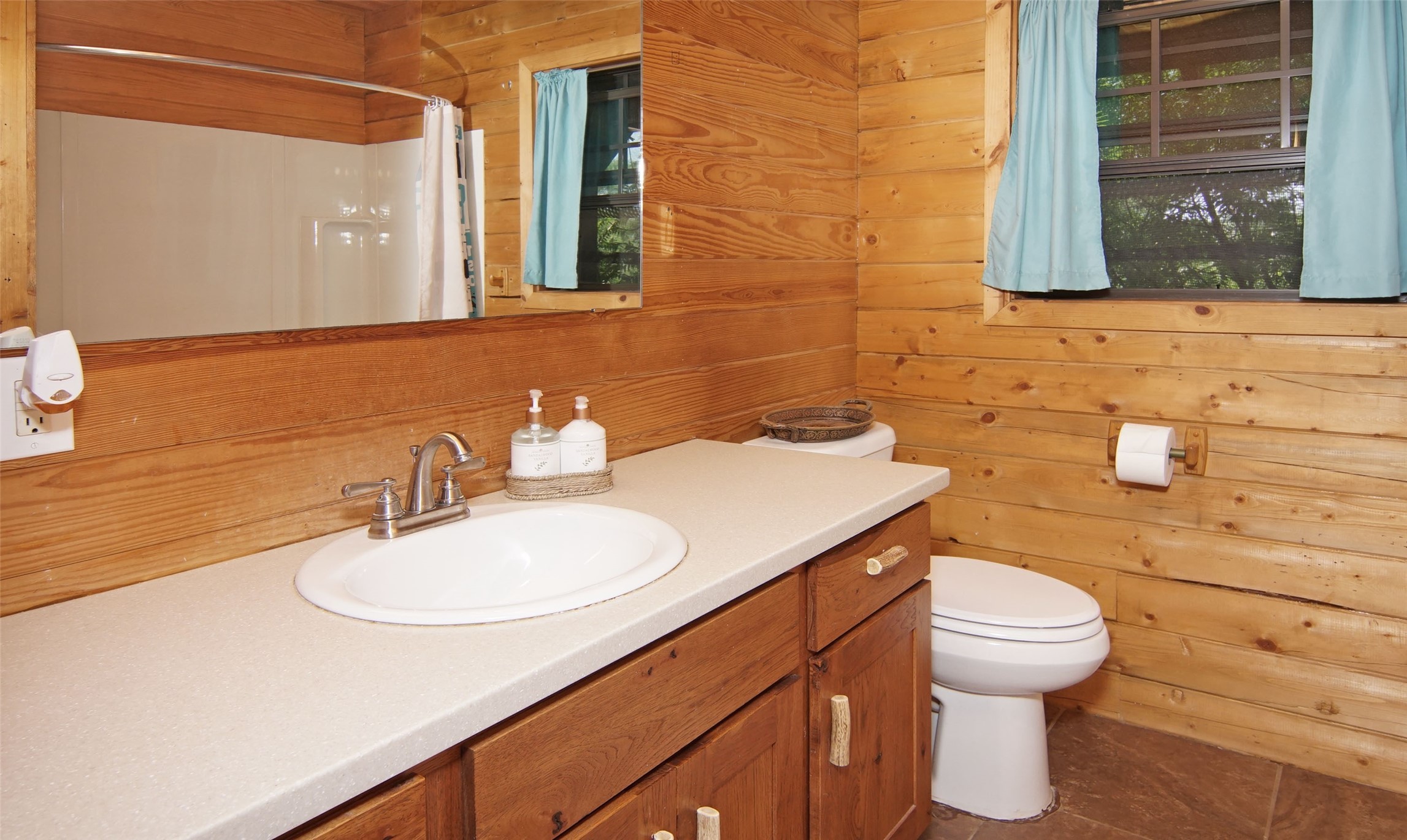 Possum Kingdom Lake, Texas, 76449, United States, 4 Bedrooms Bedrooms, ,2 BathroomsBathrooms,Residential,For Sale,1817848