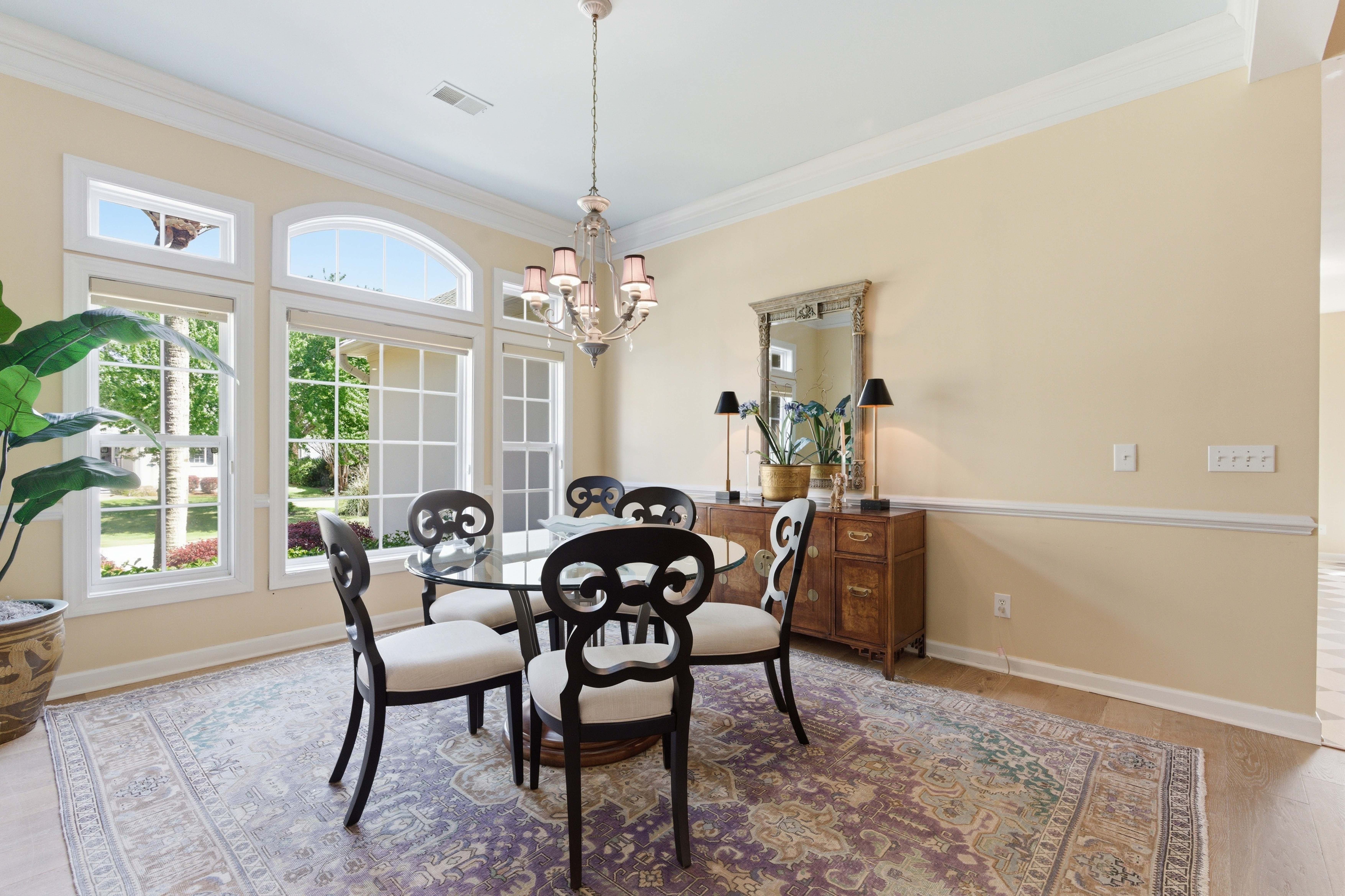  1596 Oakhurst Drive - 物件實景