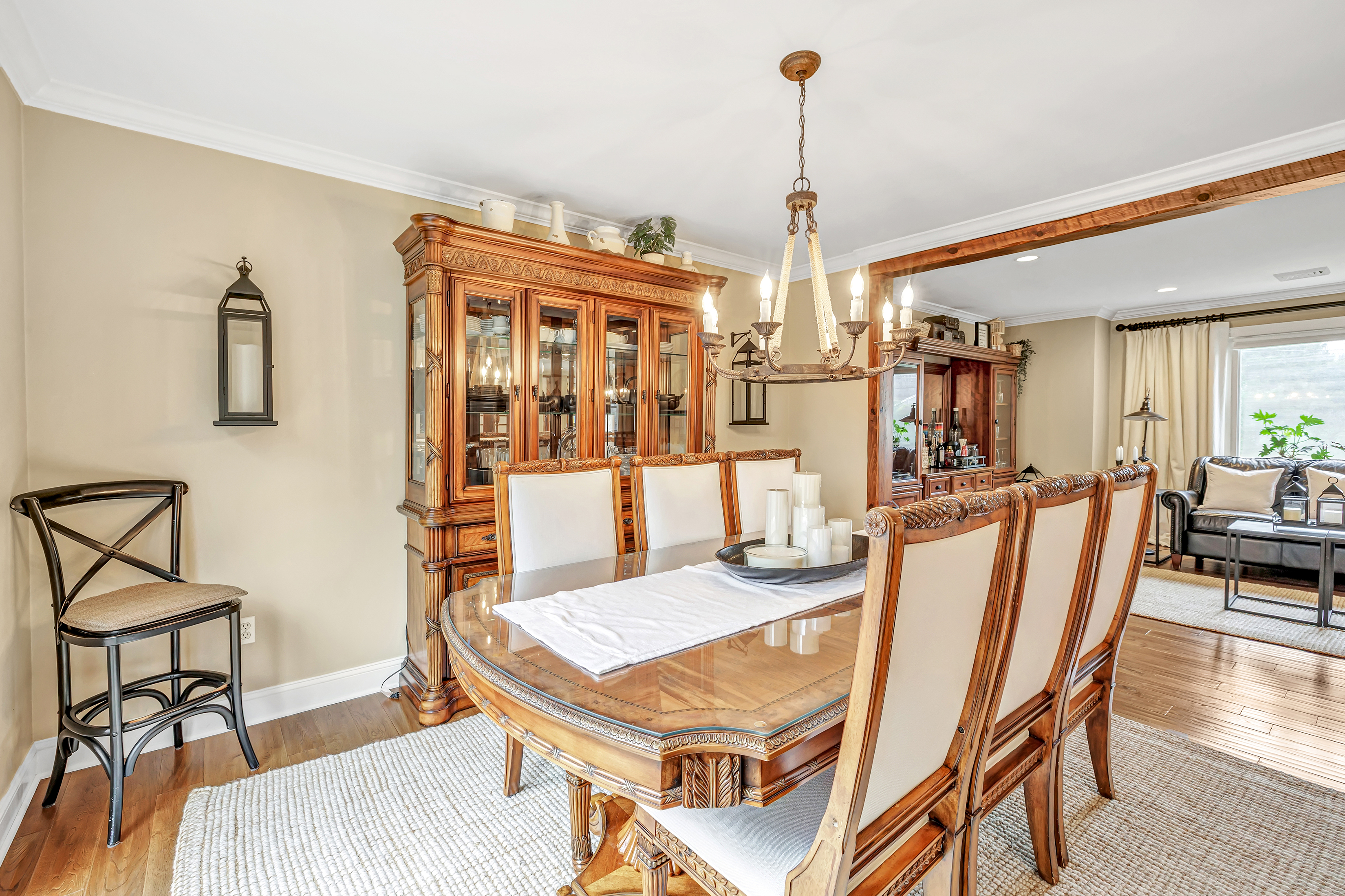 Danbury, Connecticut, 06811, United States, 10 Bedrooms Bedrooms, ,5 BathroomsBathrooms,Residential,For Sale,1992409