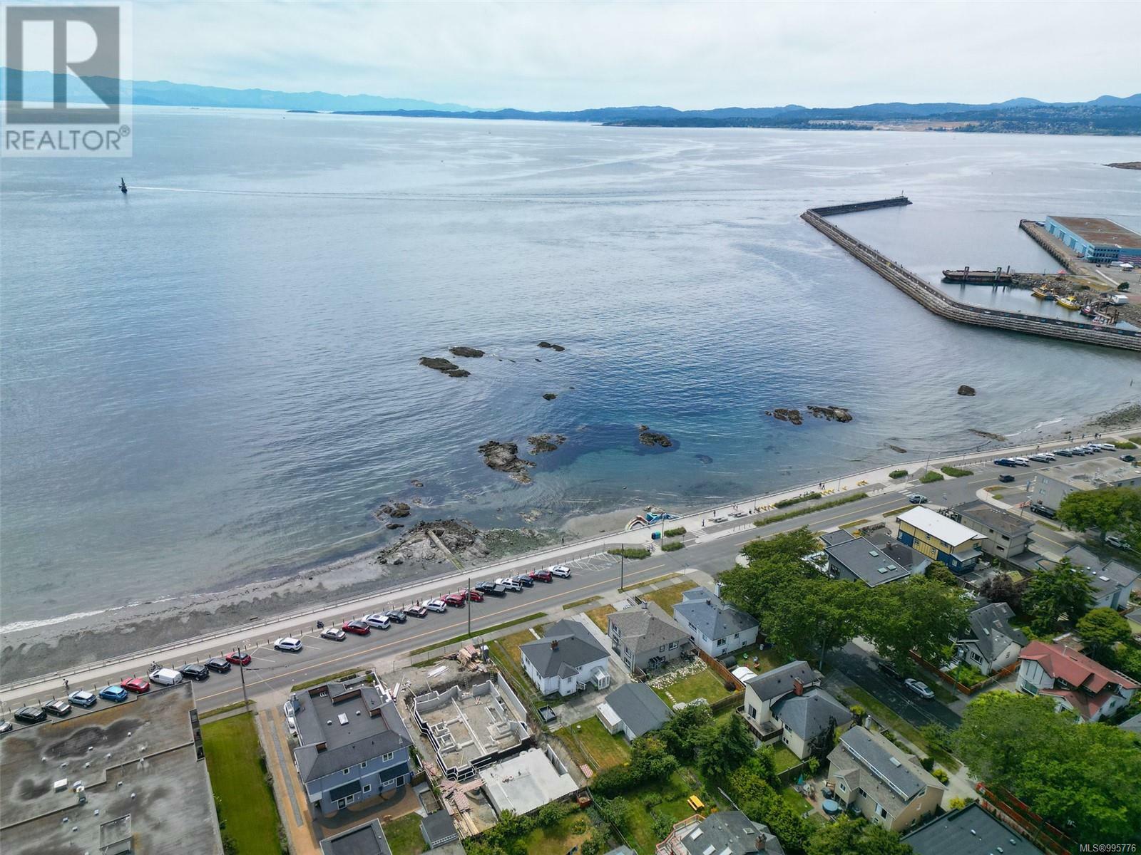 VICTORIA, British Columbia, V8V 1A8, CA, 4 Bedrooms Bedrooms, ,4 BathroomsBathrooms,Residential,For Sale,1876400