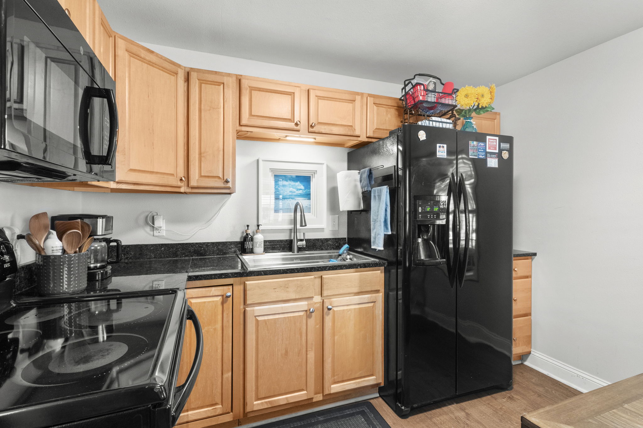 North Myrtle Beach, South Carolina, 29582, United States, 6 Bedrooms Bedrooms, ,3 BathroomsBathrooms,Residential,For Sale,1994221