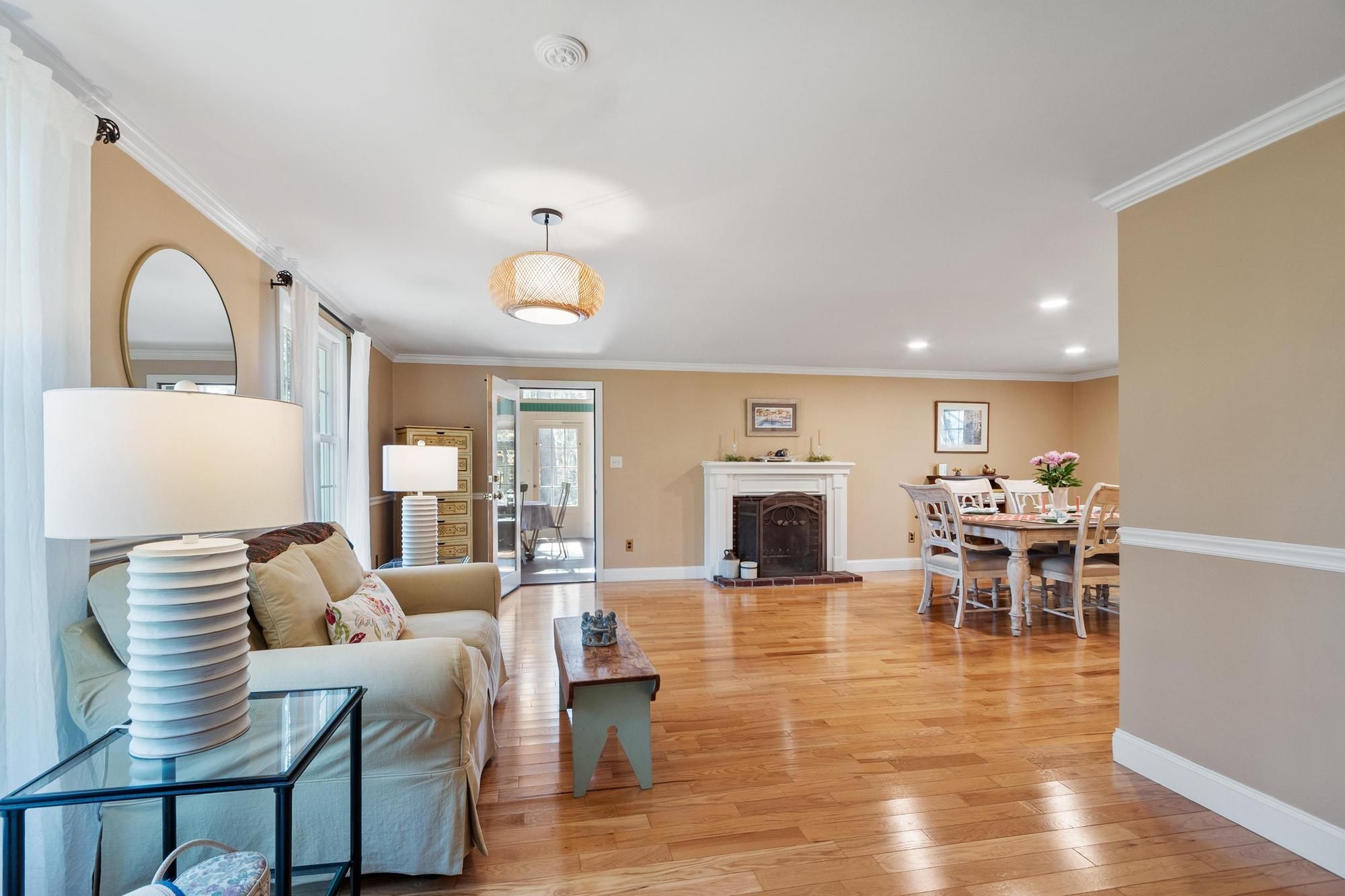  4 White Pine Drive, Georgetown, MA, 01833 - 物件實景