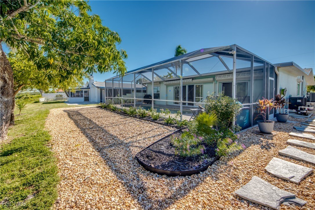 Fort Myers Beach, Florida, 33931, United States, 3 Bedrooms Bedrooms, ,2 BathroomsBathrooms,Residential,For Sale,1975143