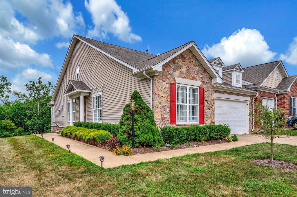 Fredericksburg, Virginia, 22401, United States, 3 Bedrooms Bedrooms, ,3 BathroomsBathrooms,Residential,For Sale,1911277