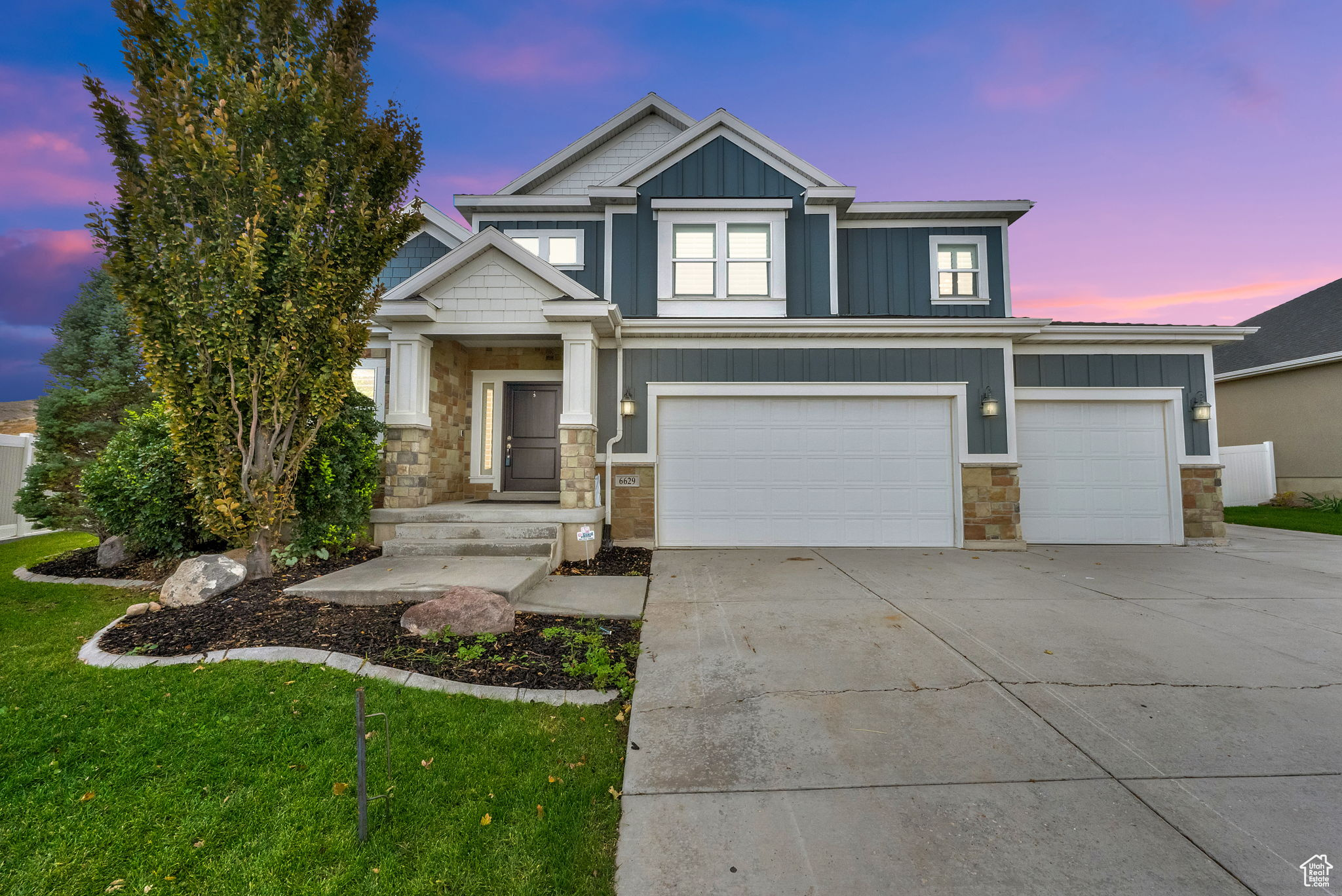 Herriman, Utah, 84096, United States, 5 Bedrooms Bedrooms, ,3 BathroomsBathrooms,Residential,For Sale,1991477