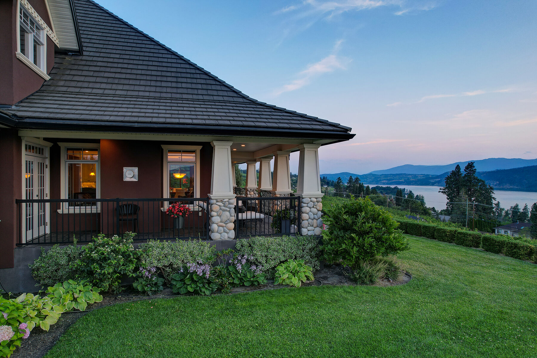 Extraordinary Custom Estate - 物件實景