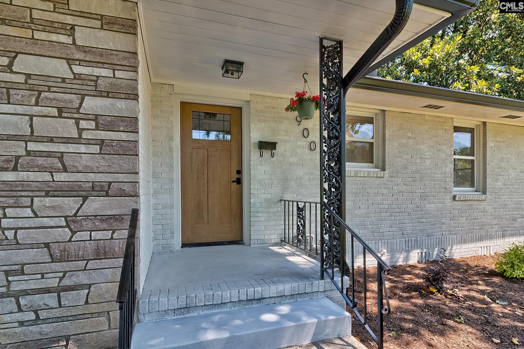 Cayce, South Carolina, 29033, United States, 3 Bedrooms Bedrooms, ,3 BathroomsBathrooms,Residential,For Sale,1875561