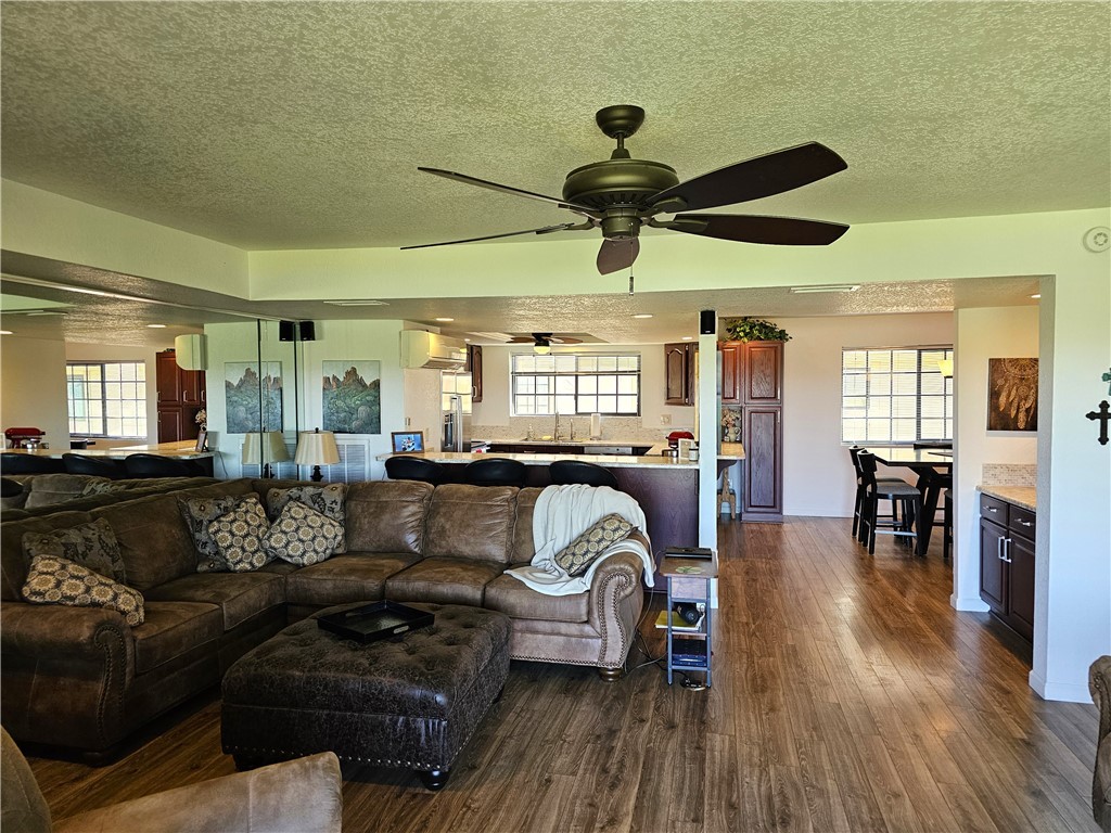 Lake Havasu, Arizona, 86403, United States, 2 Bedrooms Bedrooms, ,2 BathroomsBathrooms,Residential,For Sale,2002226