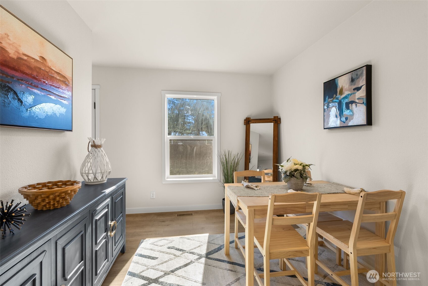 Napavine, Washington, 98565, United States, 5 Bedrooms Bedrooms, ,2 BathroomsBathrooms,Residential,For Sale,1981873