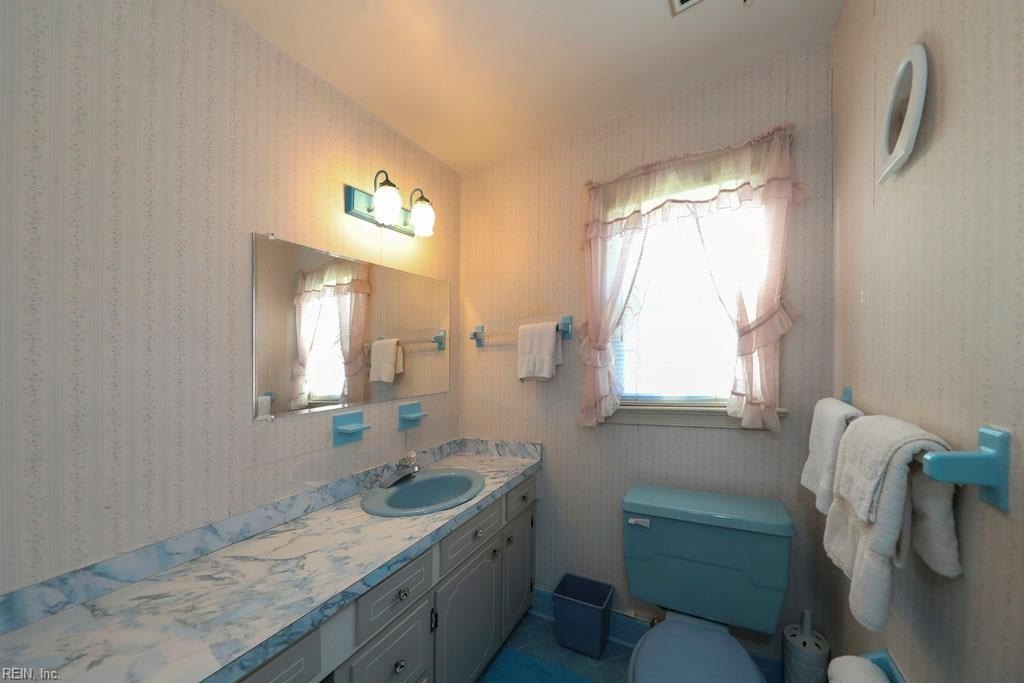 Virginia Beach, Virginia, 23464, United States, 5 Bedrooms Bedrooms, ,3 BathroomsBathrooms,Residential,For Sale,1996742